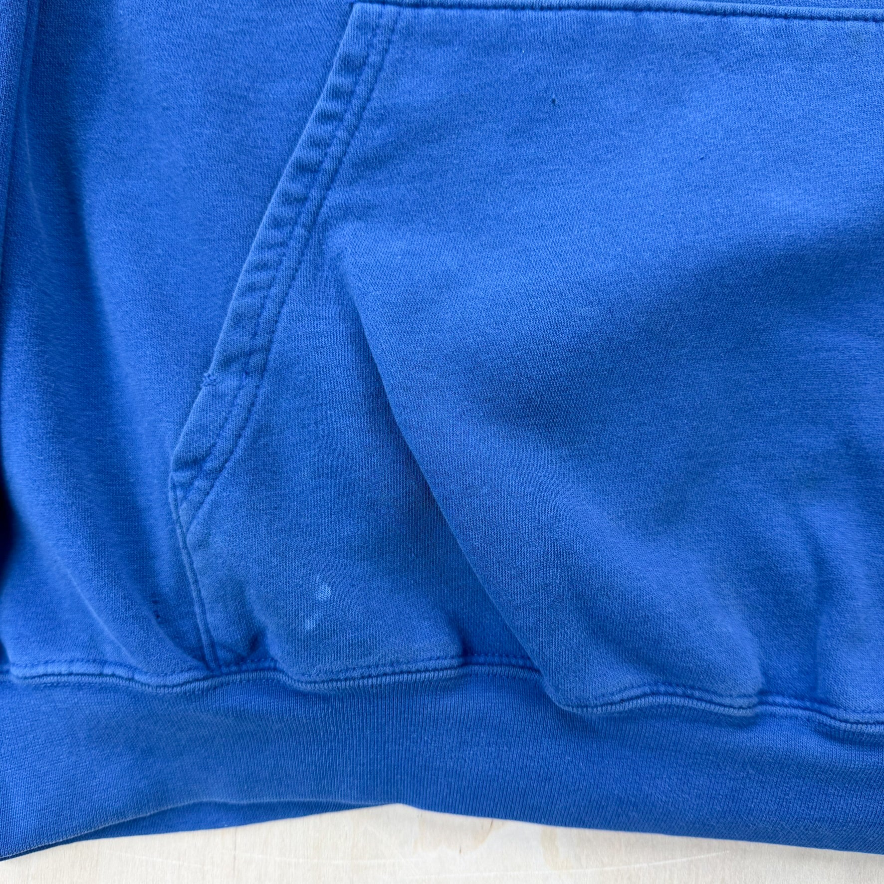 J- Vintage Indianapolis Colts NFL Logo & Text Hoodie - L