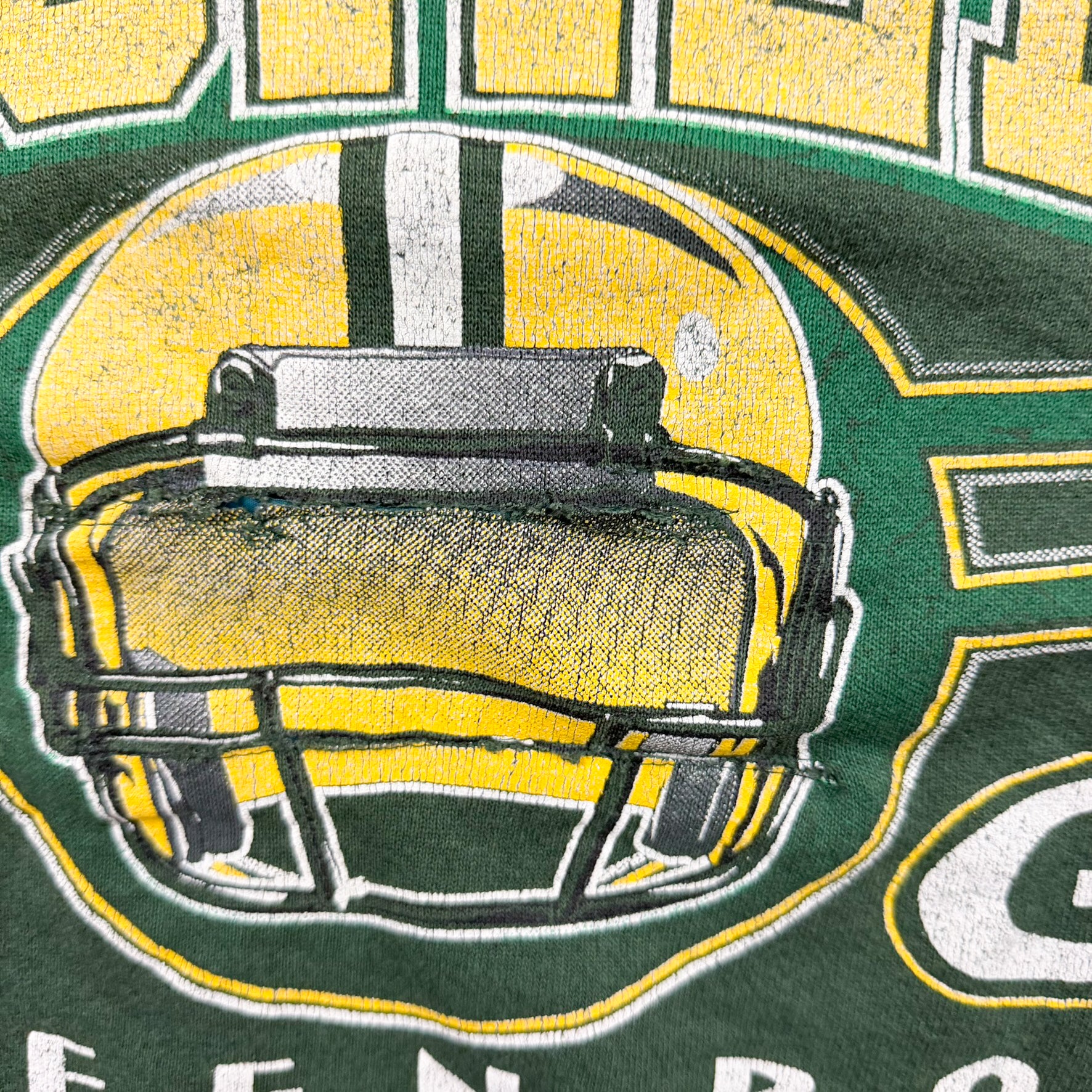 F- Vintage '95 Green Bay Packers NFL Logo 7 Text & Helmet Made In USA Crewneck