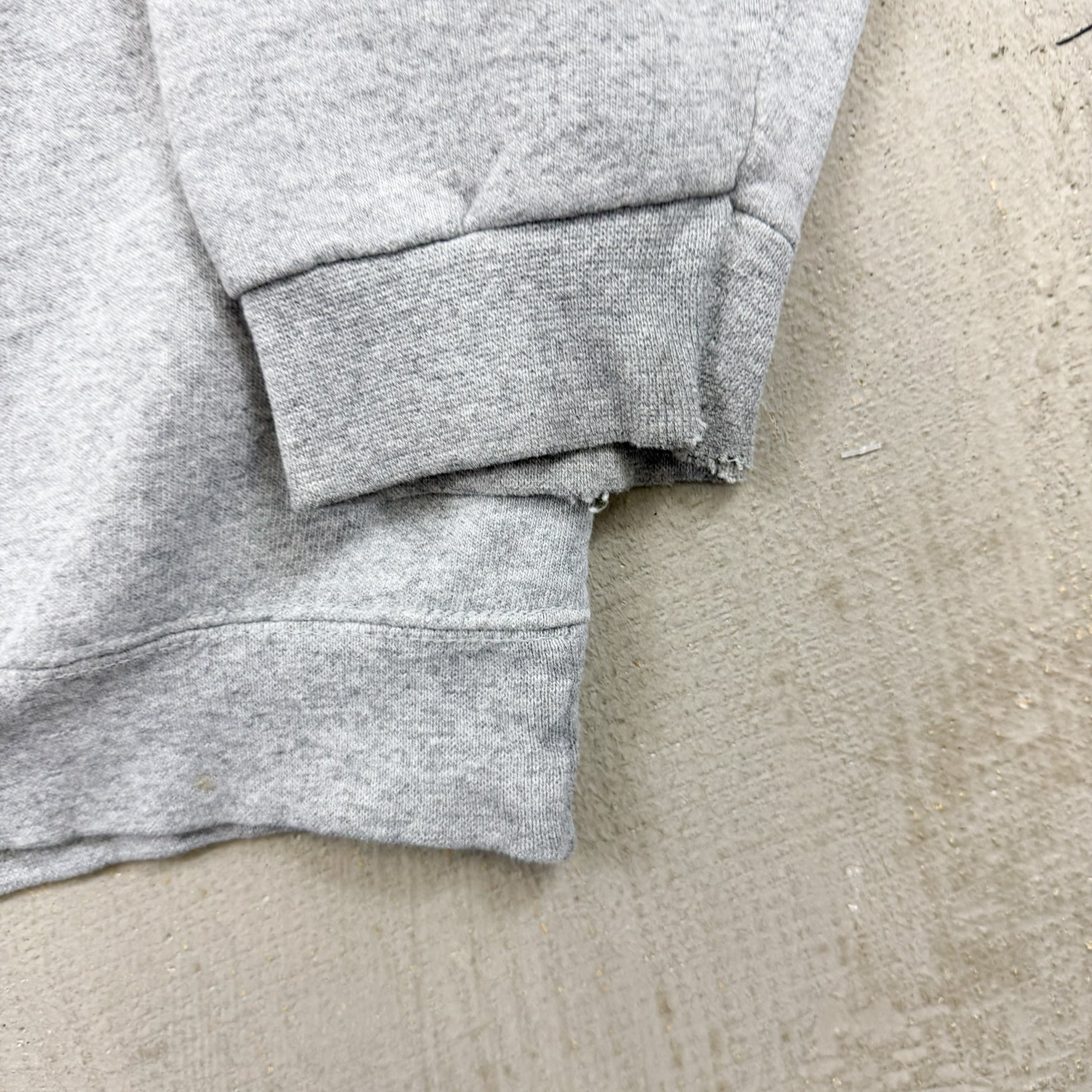 F- Vintage 90s Nike Embroidered Swoosh Grey Made In USA Crewneck