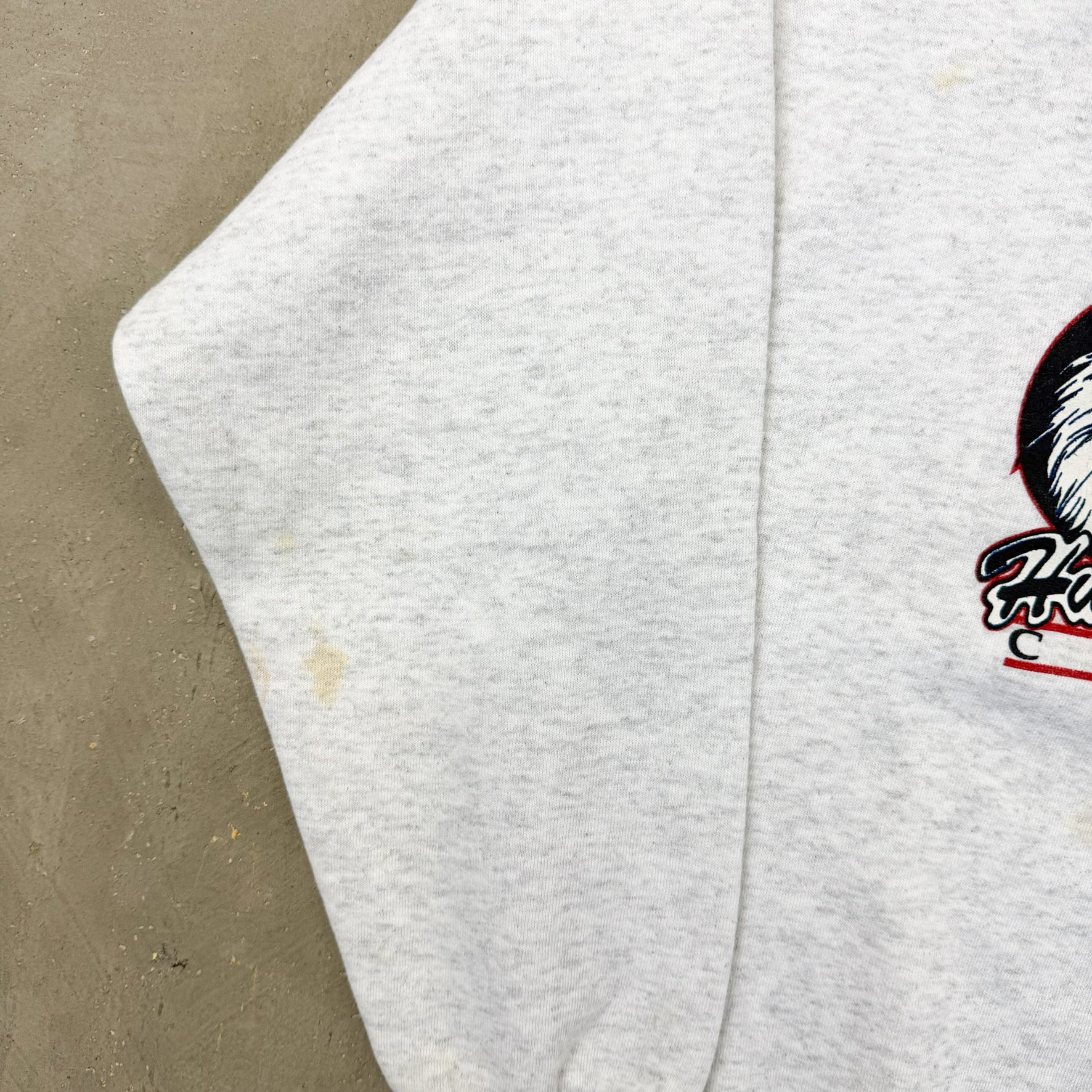 F- Vintage University Of Connecticut Uconn Huskies Crewneck