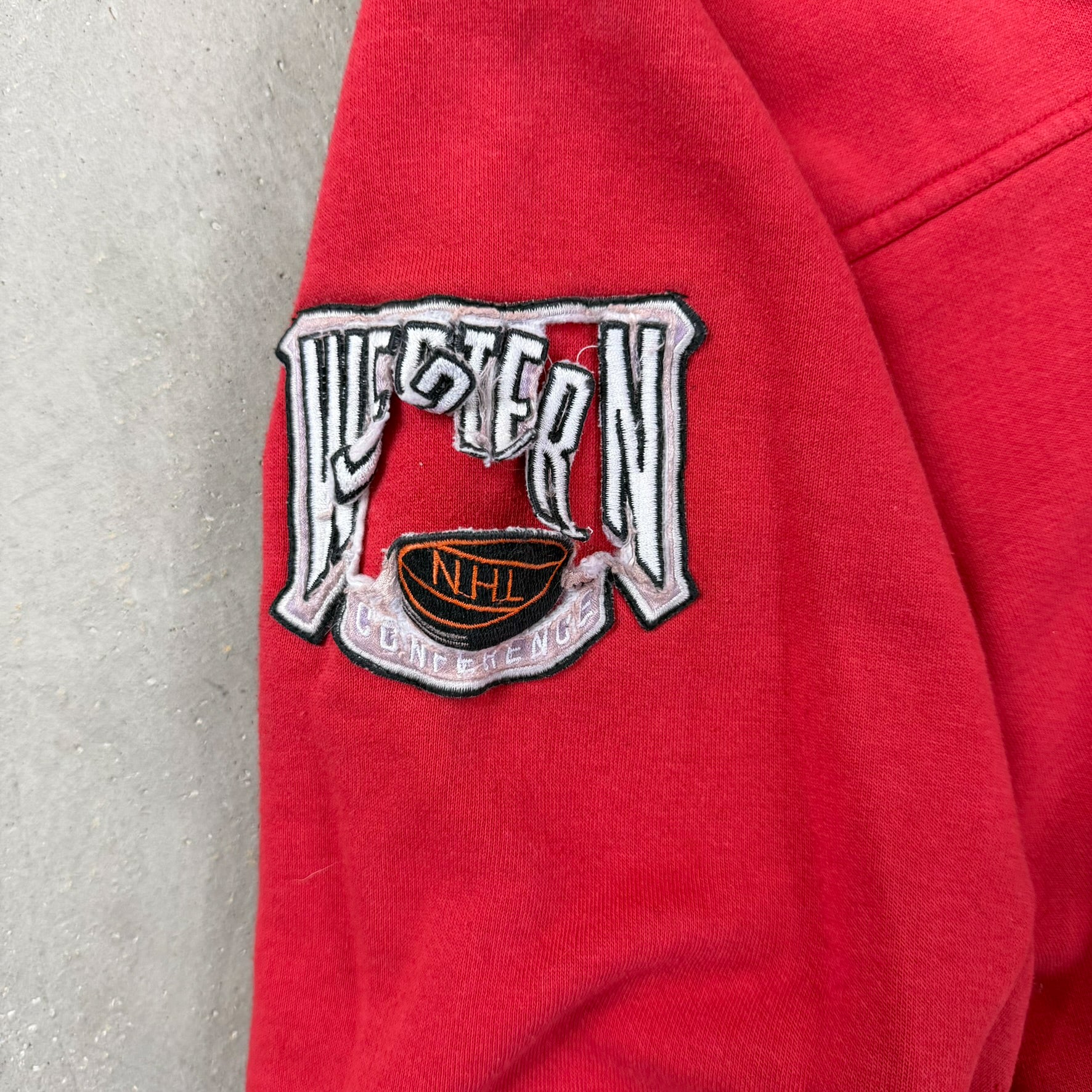 F- Vintage Chicago Blackhawks NHL Lee Embroidered Logo Crewneck