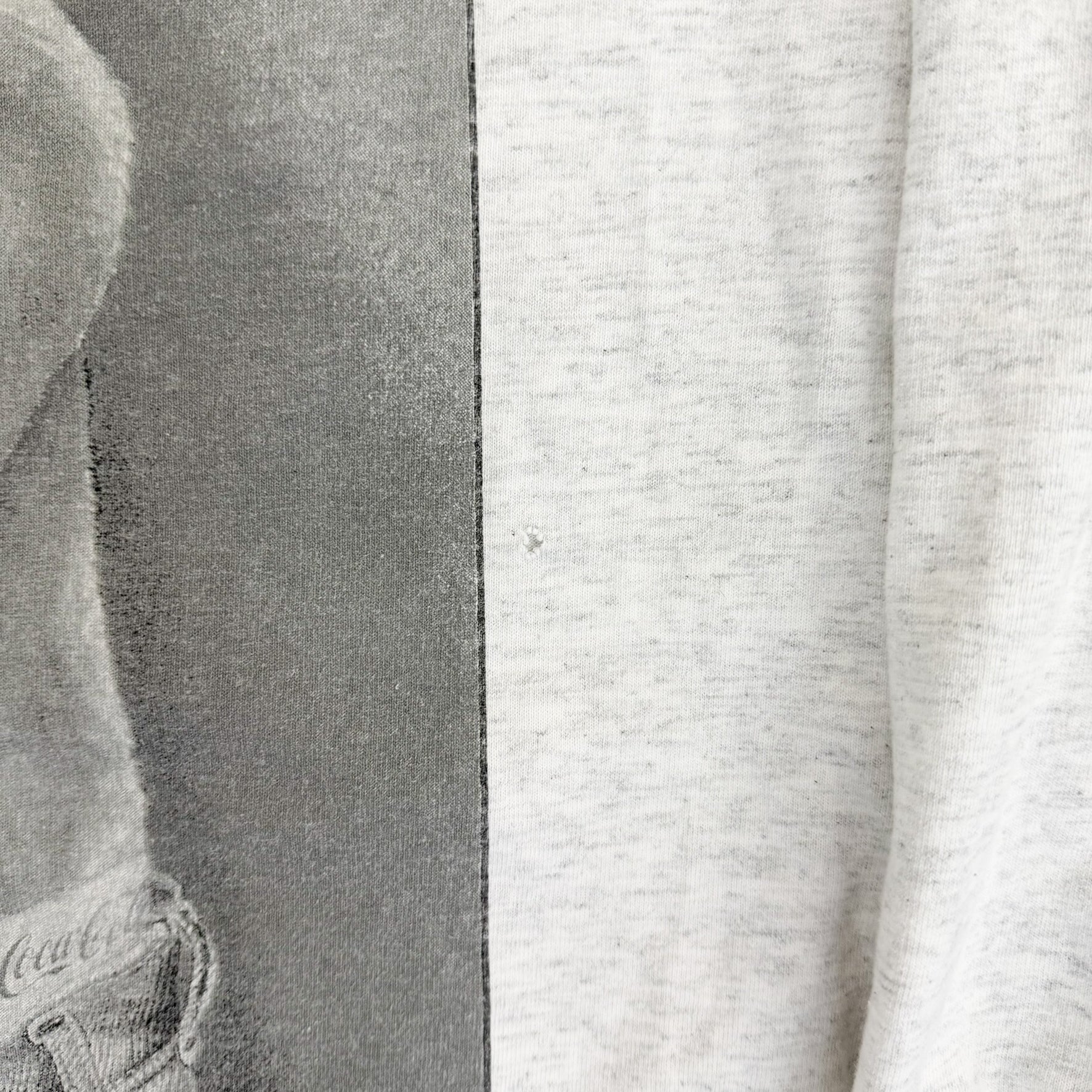 F- Vintage '95 Coca Cola Polar Bear Picture Made In USA Hoodie