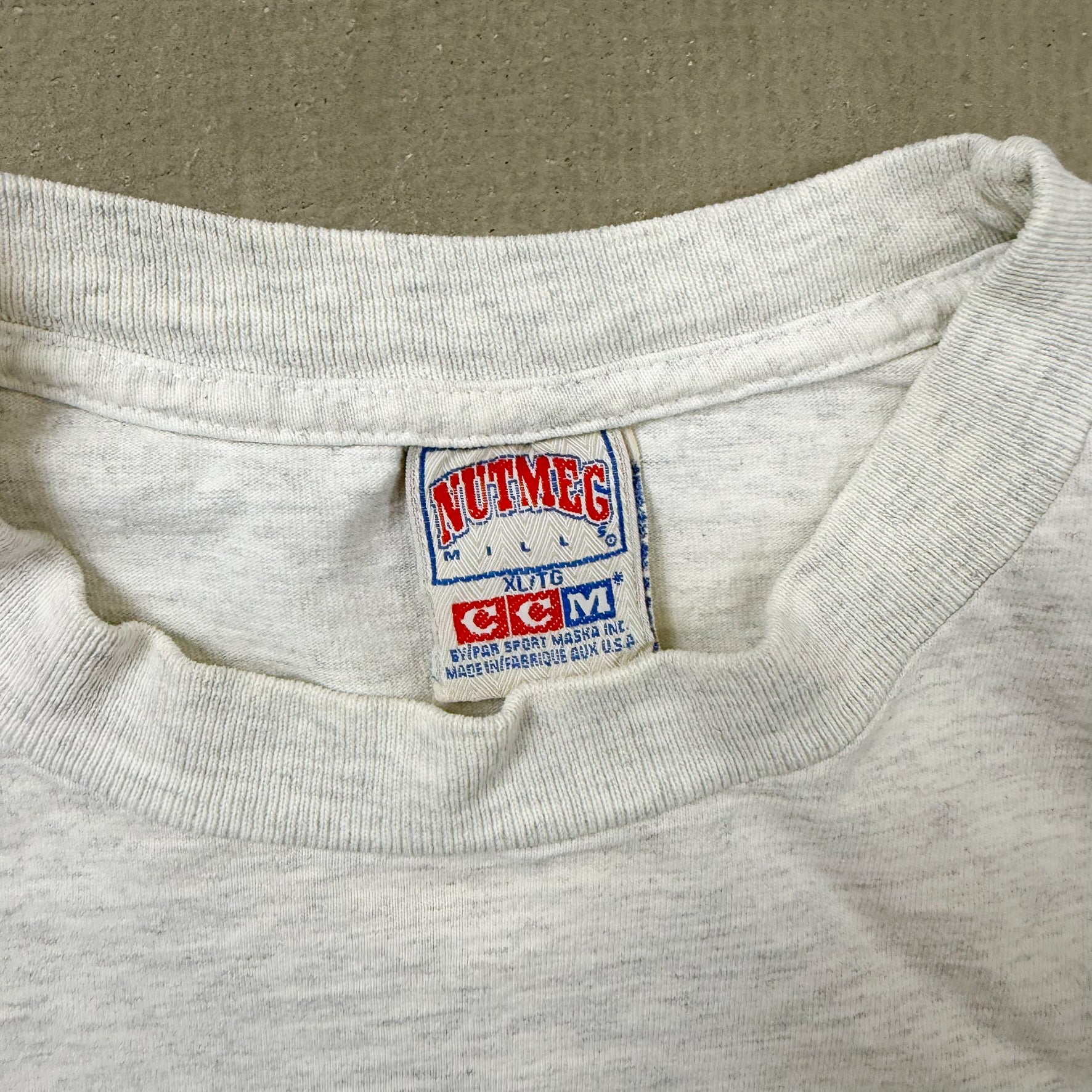 F- Vintage Notre Dame Fightin' Irish Logo & Text Made In USA Single Stitch Tee