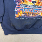 F- Vintage '00 New England Patriots NFL Graphic Crewneck