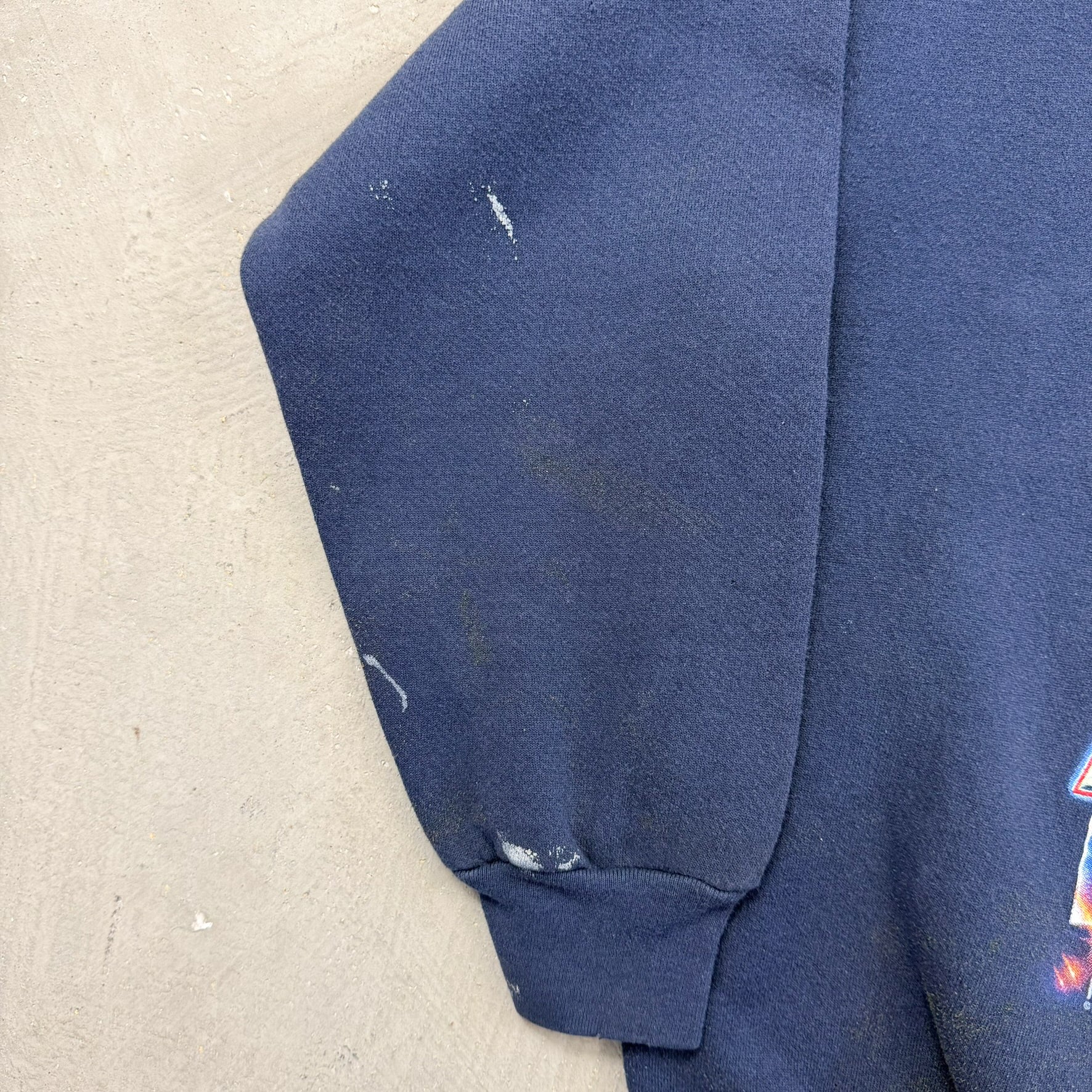 F- Vintage '00 New England Patriots NFL Graphic Crewneck