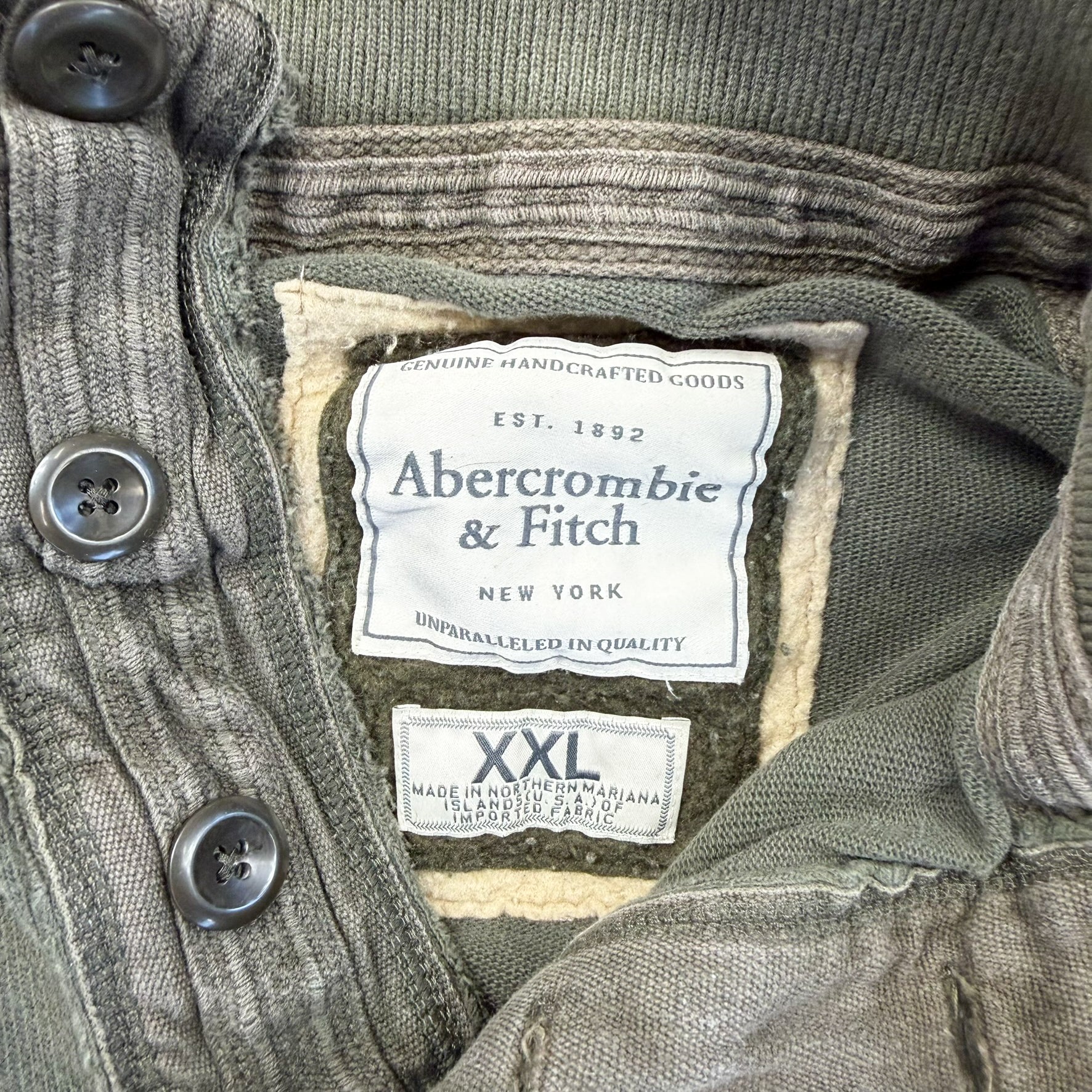 F- Vintage Abercrombie & Fitch Henley Crewneck