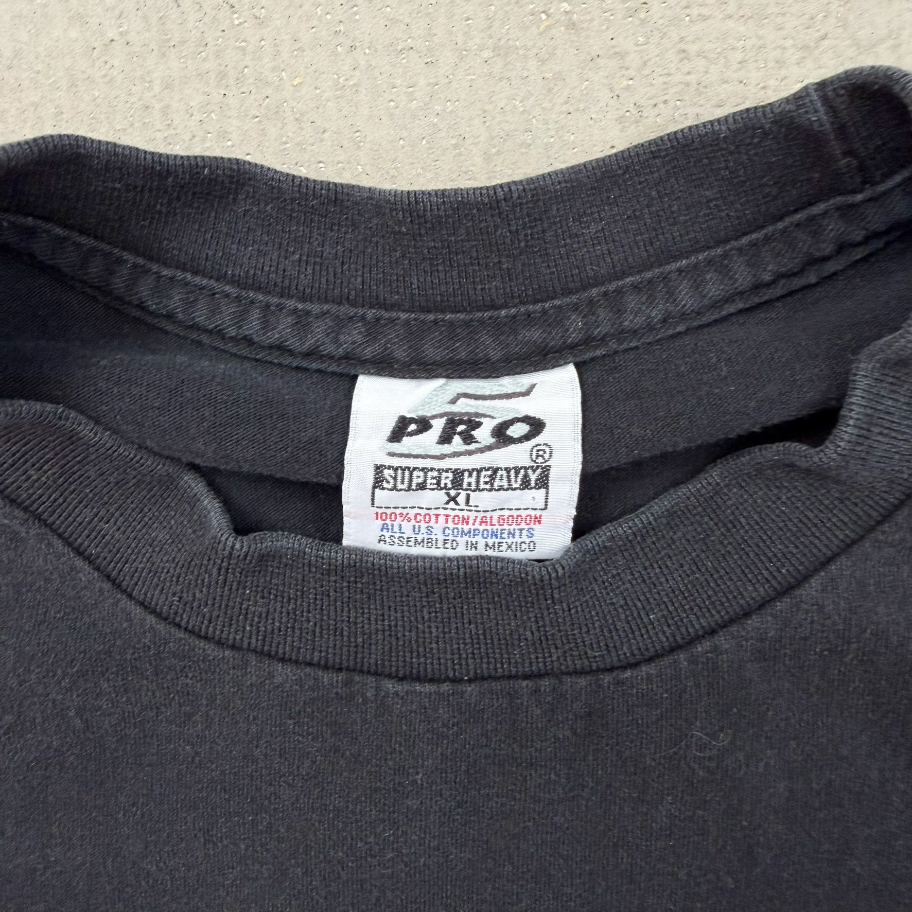 F- Los Angeles Rams Champions Logo Graphic Tee