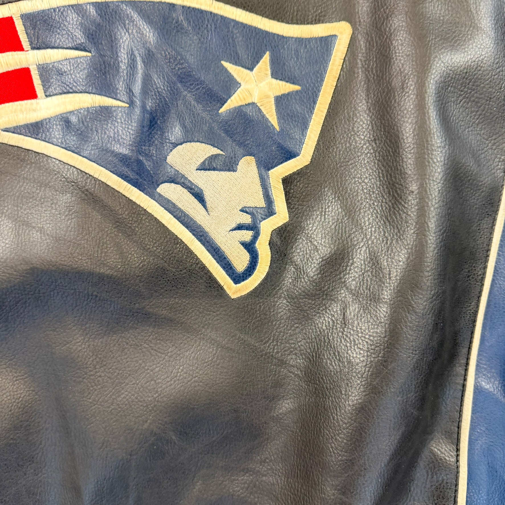 F- Vintage New England Patriots NFL Zip Up Leather Jacket