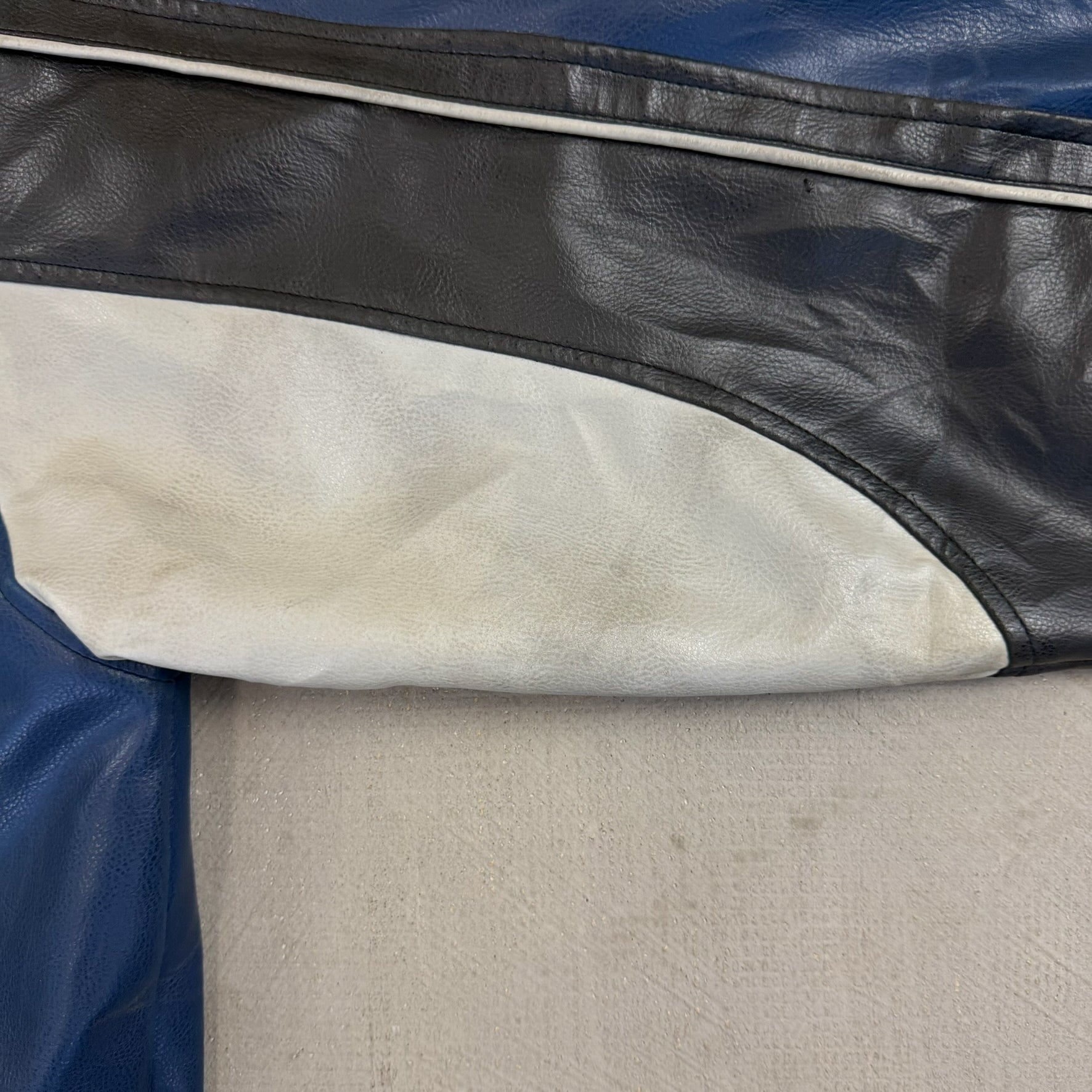 F- Vintage New England Patriots NFL Zip Up Leather Jacket