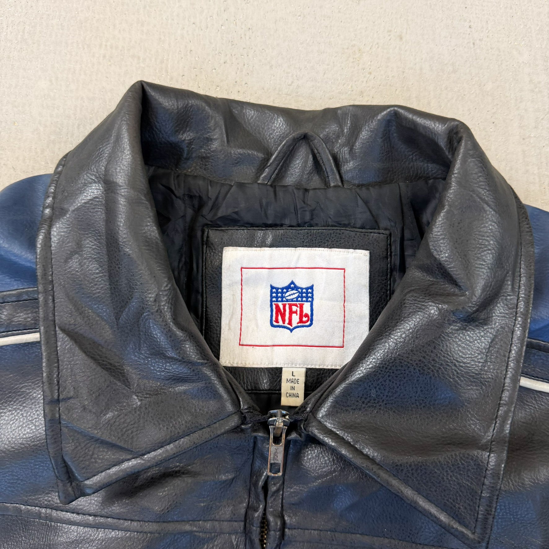 F- Vintage New England Patriots NFL Zip Up Leather Jacket
