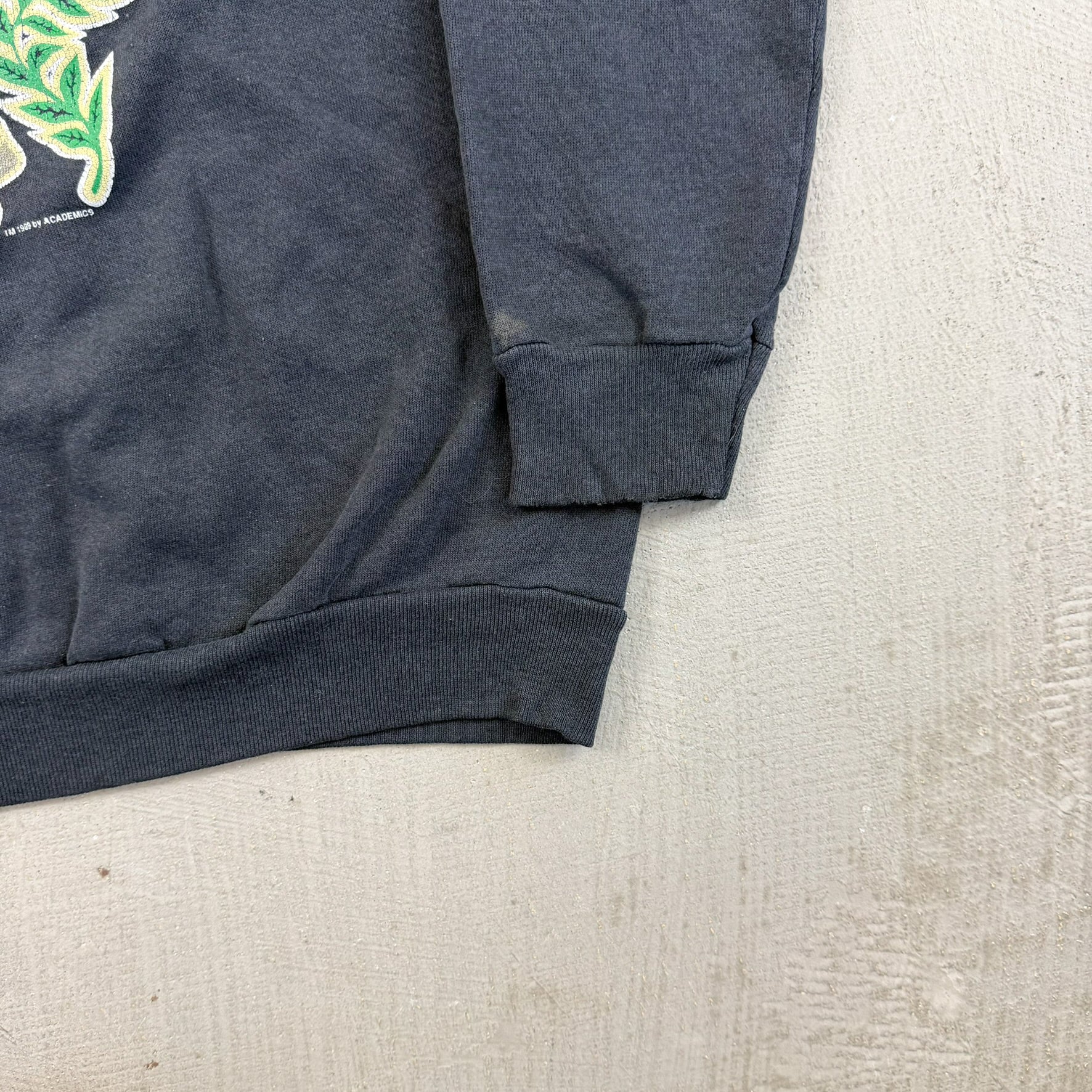 F- Vintage '89 National University Of Ireland Crewneck