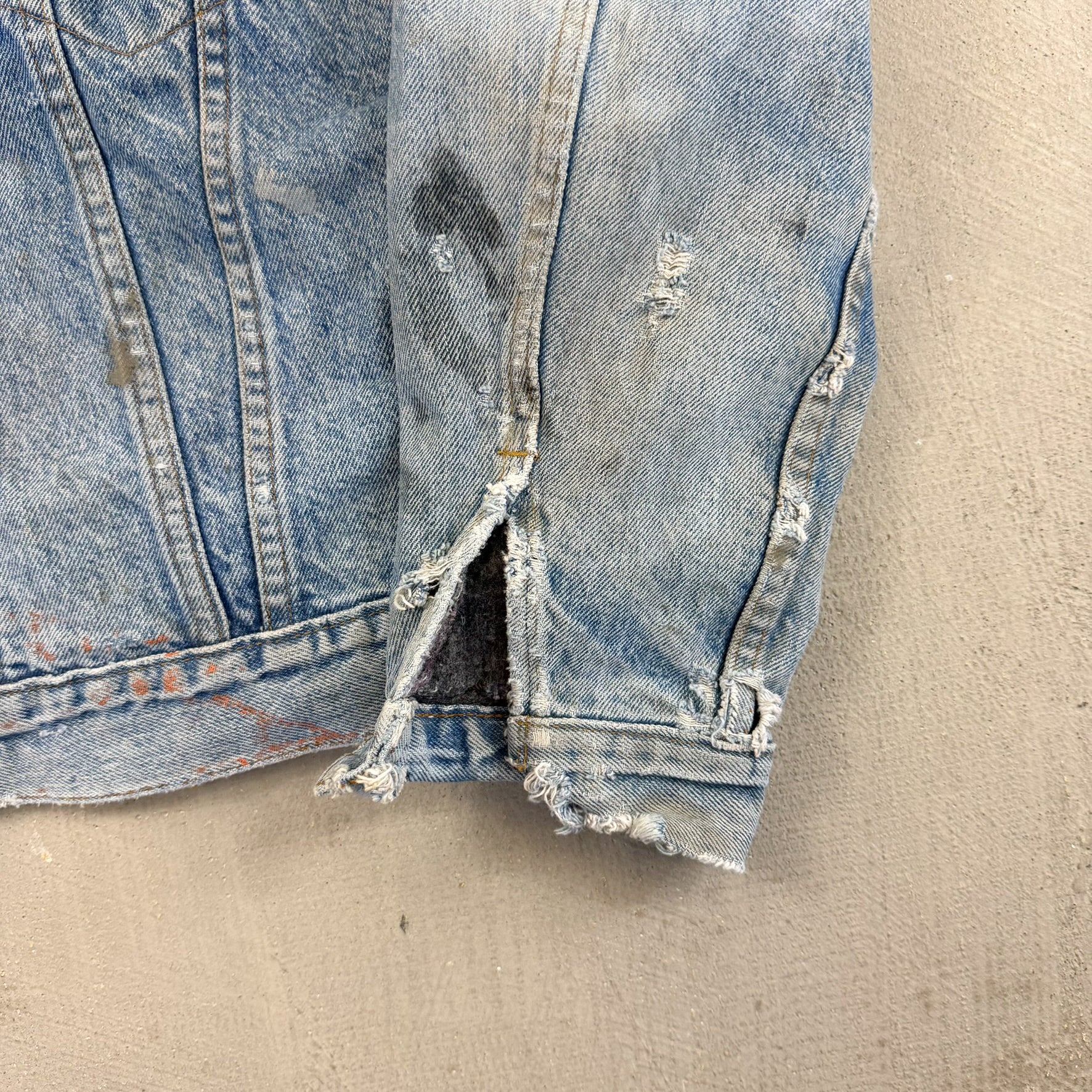 F- Vintage 80s Levi's Blanket Lined Made In USA Denim Jacket