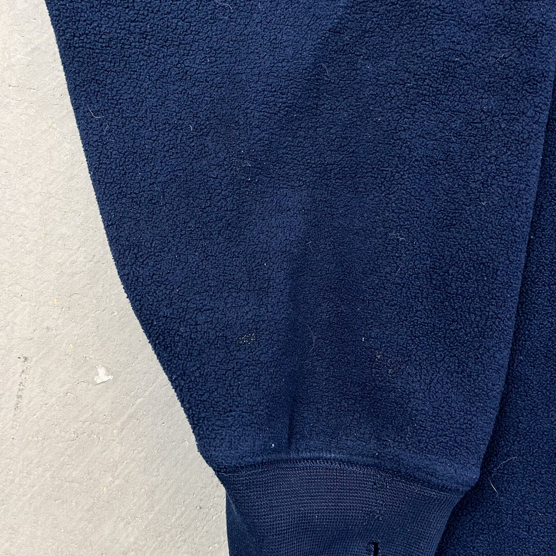 F- Tommy Hilfiger Embroidered Logo Polar Fleece Crewneck