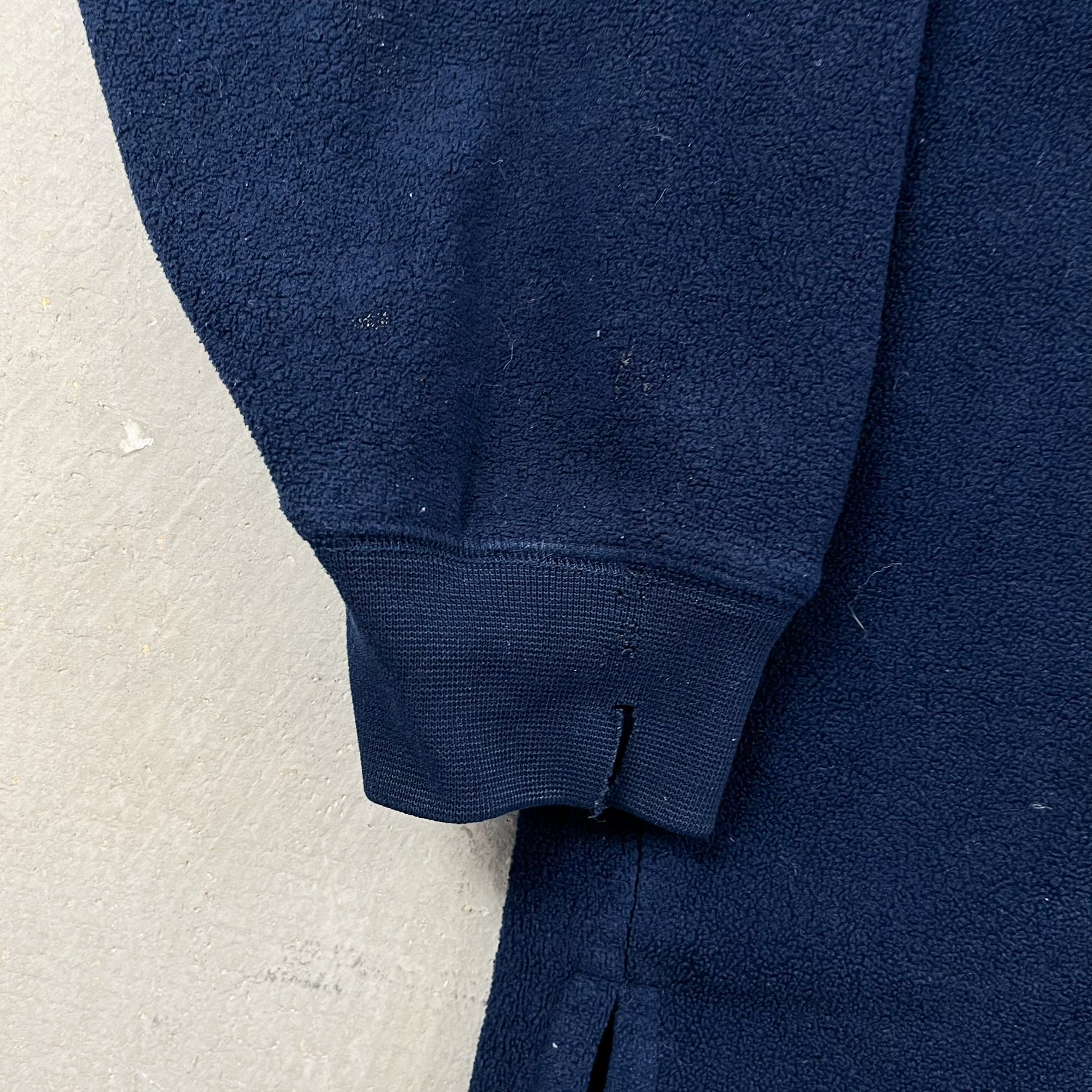 F- Tommy Hilfiger Embroidered Logo Polar Fleece Crewneck