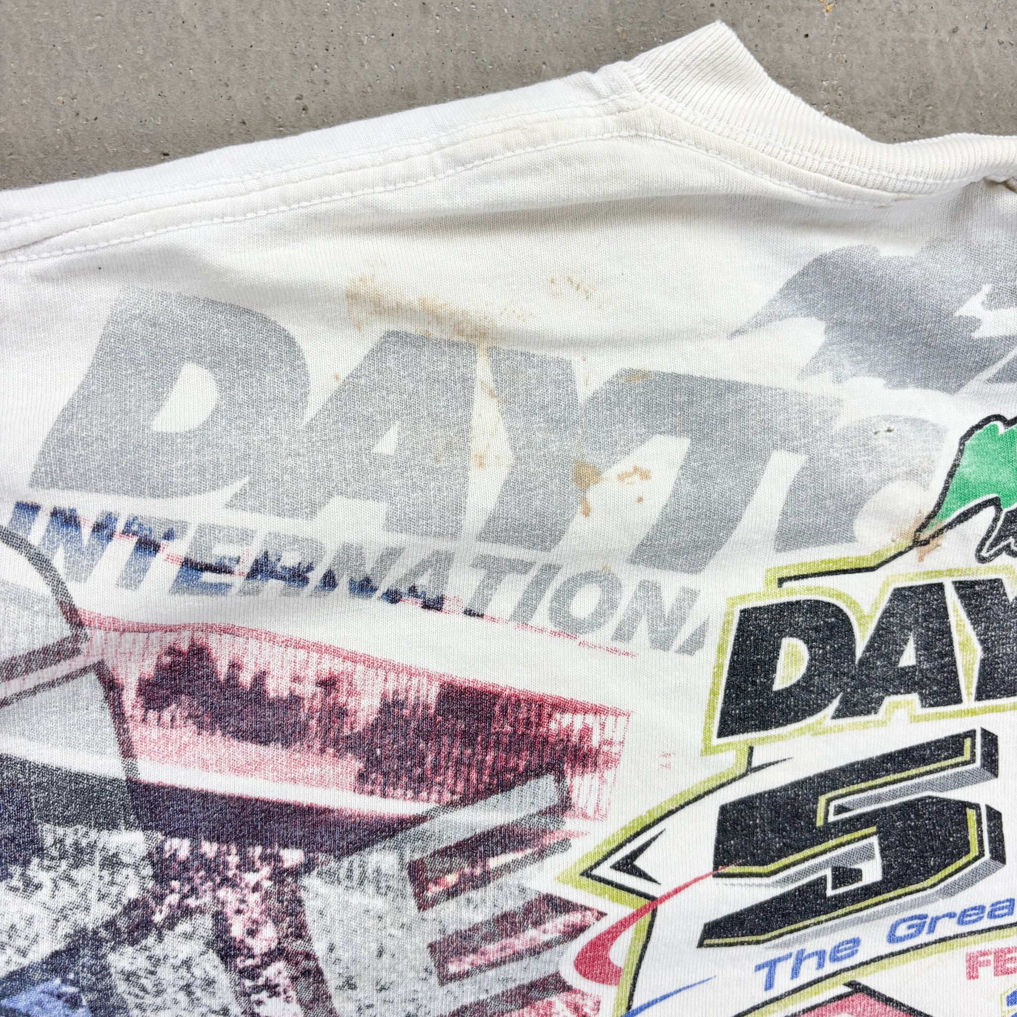 F- Vintage '04 Nascar Daytona 500 Graphic Car Tee