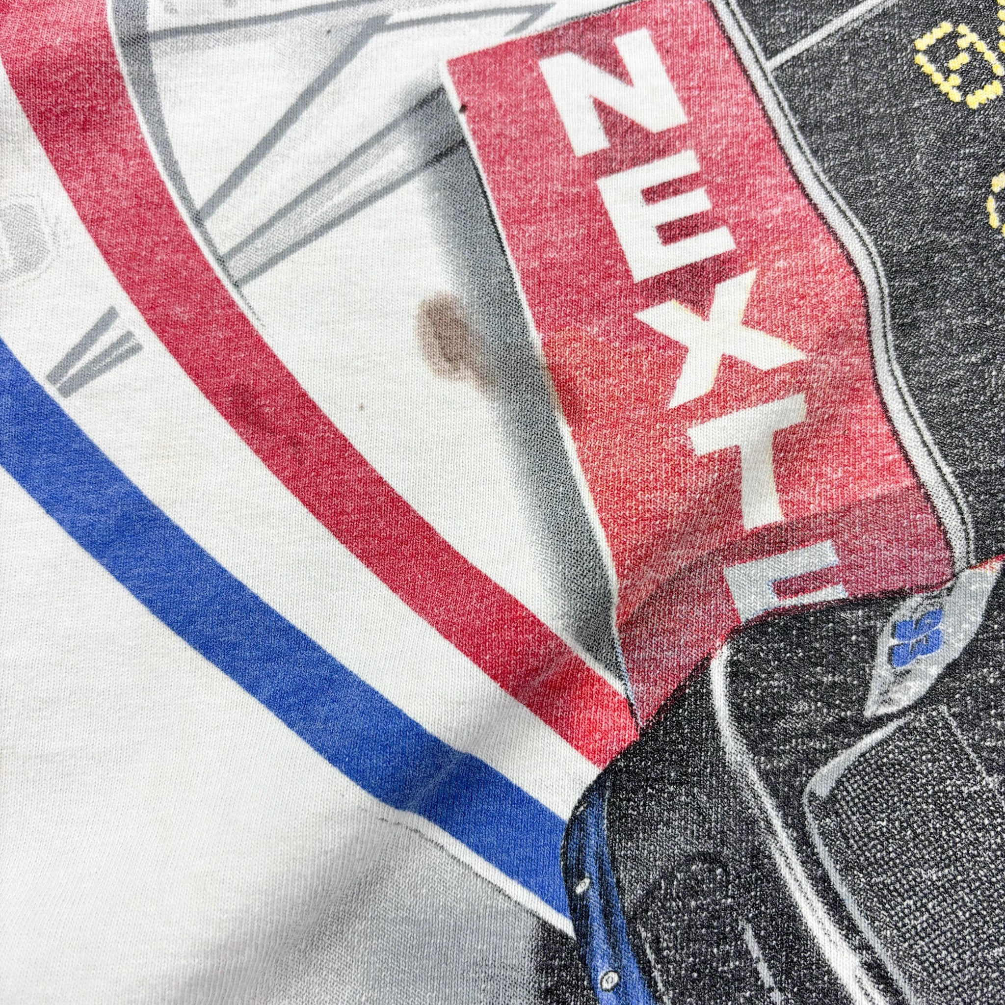 F- Vintage '04 Nascar Daytona 500 Graphic Car Tee