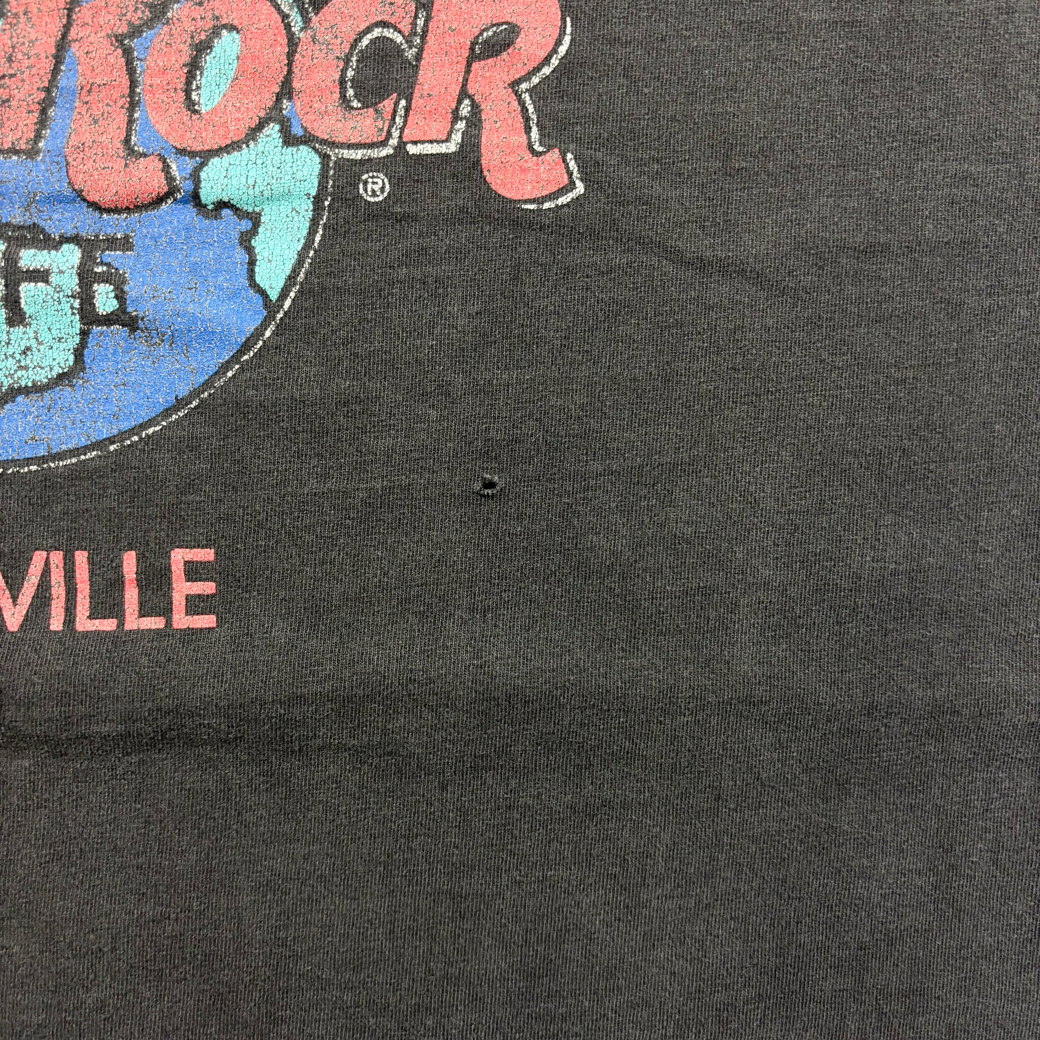 F- Vintage Hard Rock Cafe Nashville Earth Logo Graphic Made In USA Tee