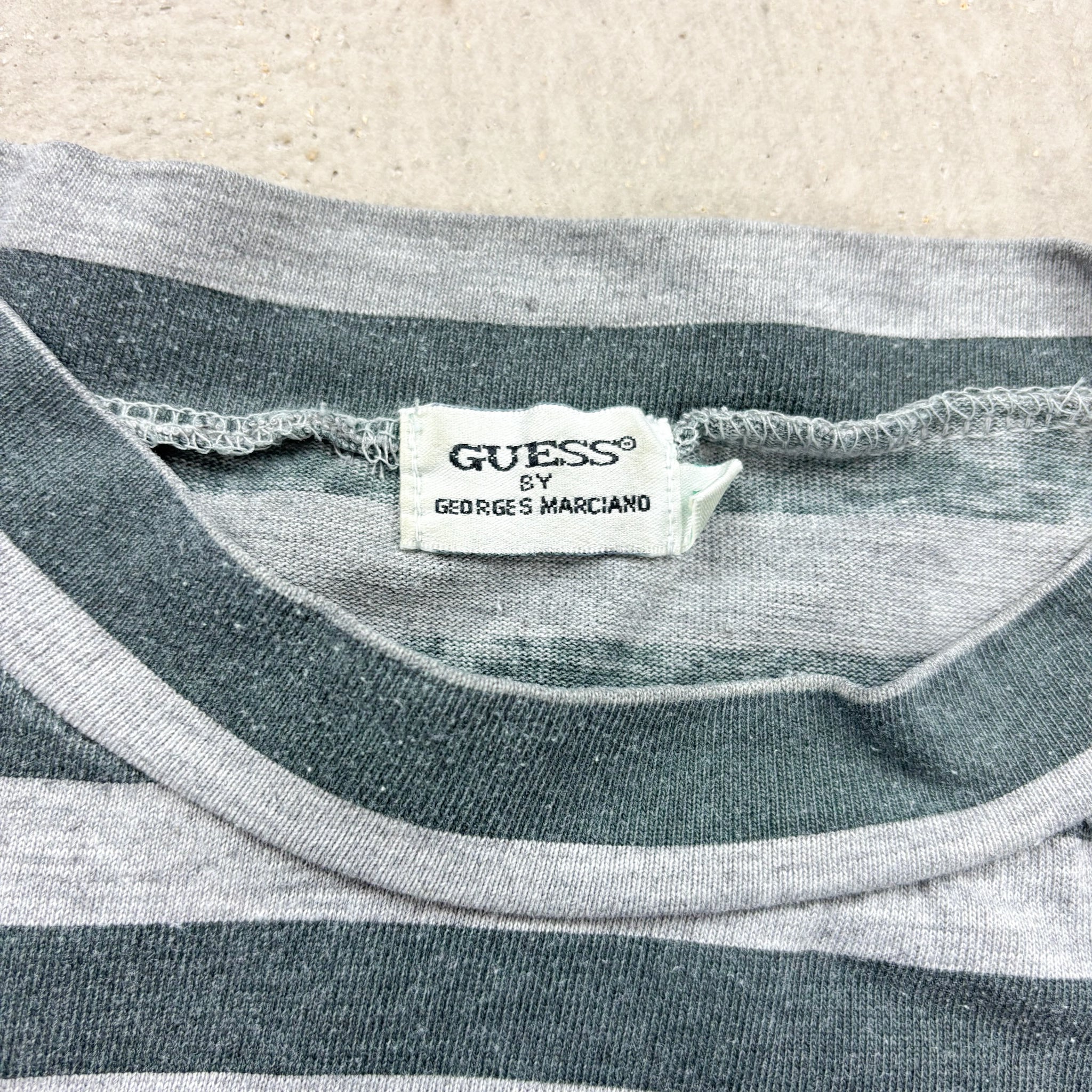 F- Vintage Guess Jeans Embroidered Text Long Sleeve Tee