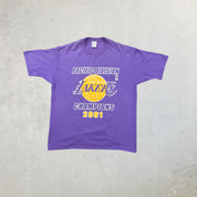 F- Vintage '01 Los Angeles Lakers NBA Pacific Division Champs Made In USA Tee