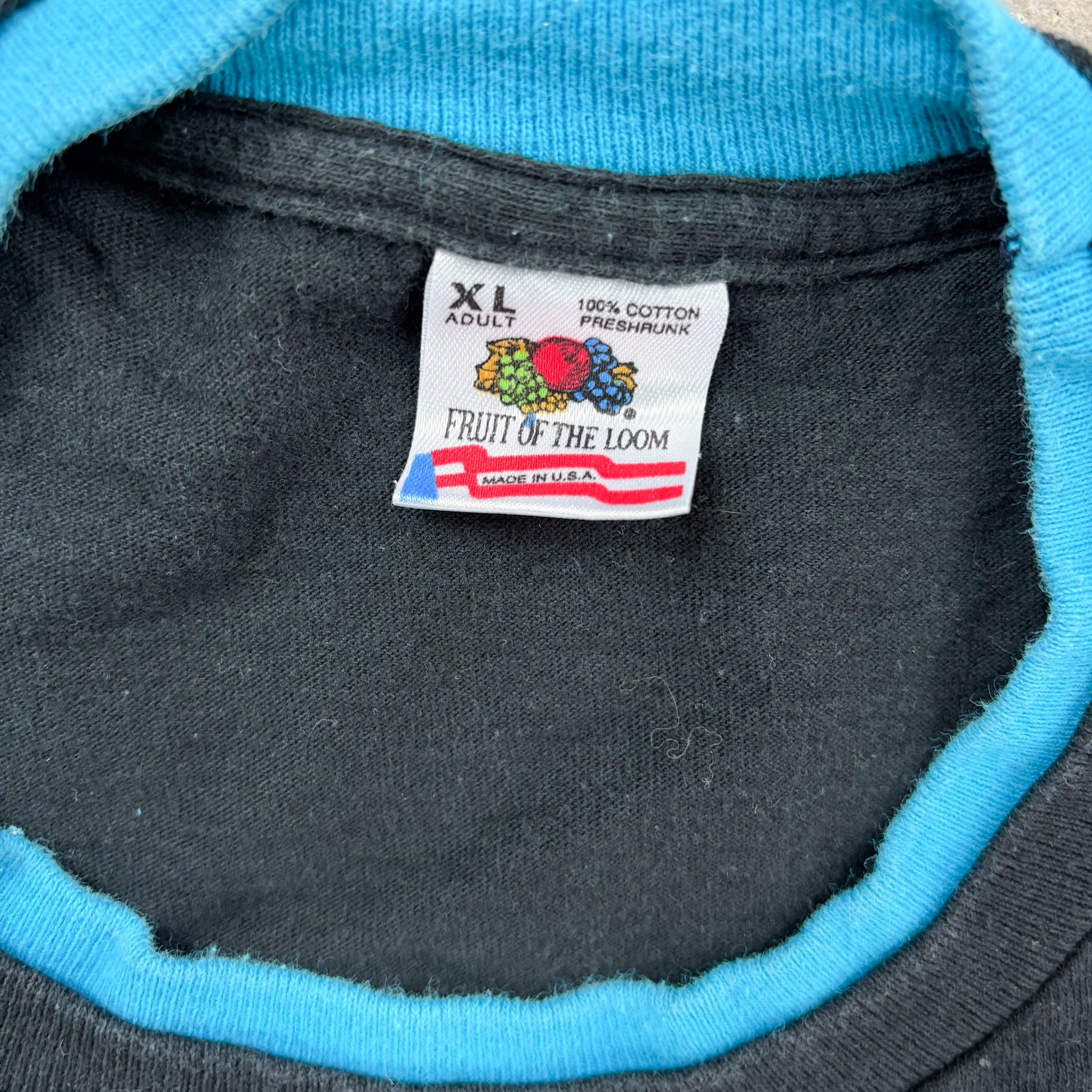 F- Vintage Glacier National Park Montana Eagle & Wolf Made In USA Tee