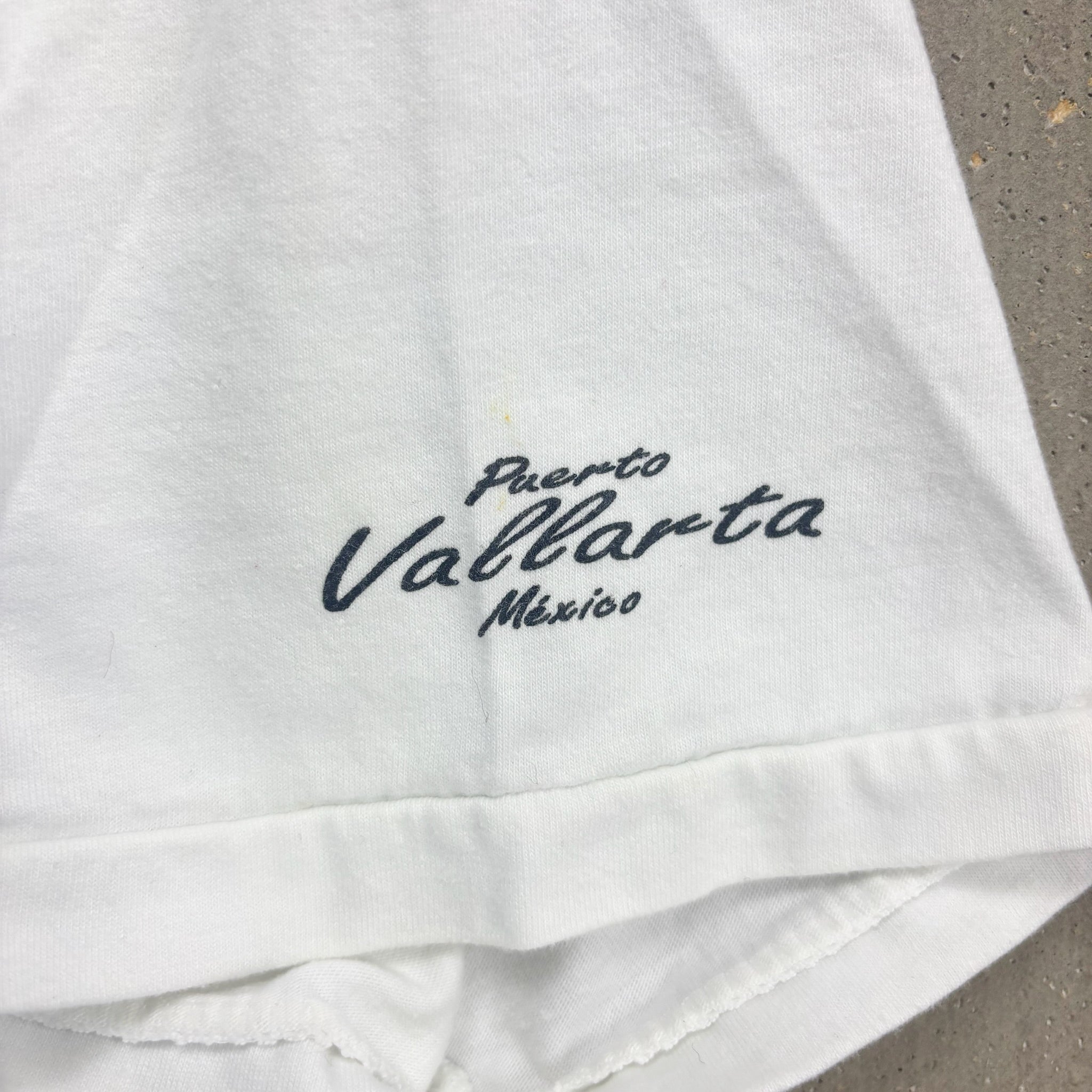 F- Vintage '95 Aquatic Life Puerto Vallarta Mexico Single Stich Tee
