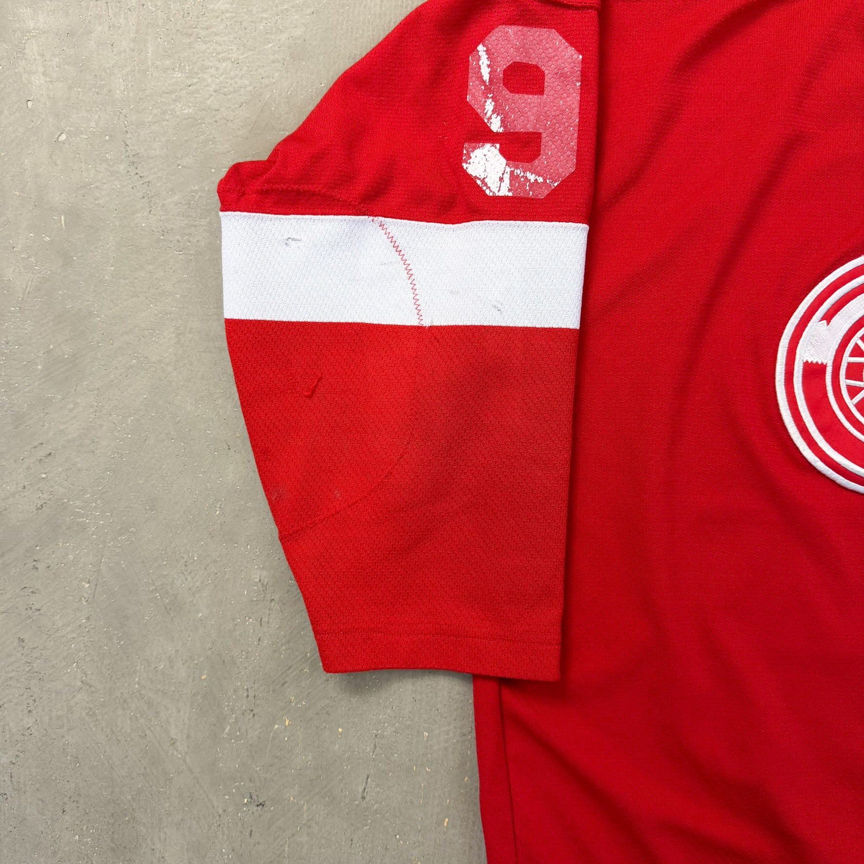 F- Vintage Detroit Red Wings NHL Starter w/ Custom Name Hockey Jersey