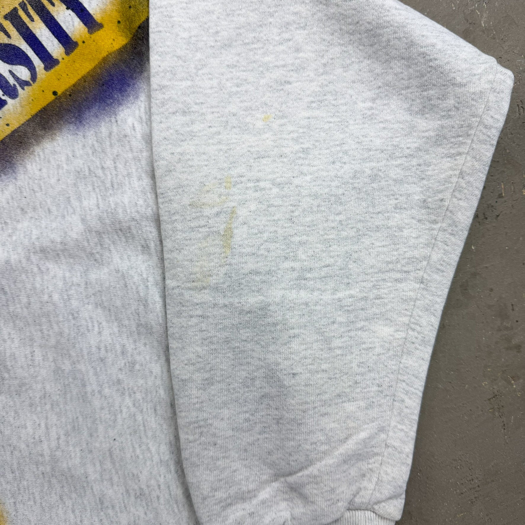 F- Vintage Louisiana State University Garfield Graffiti Made In USA Crewneck