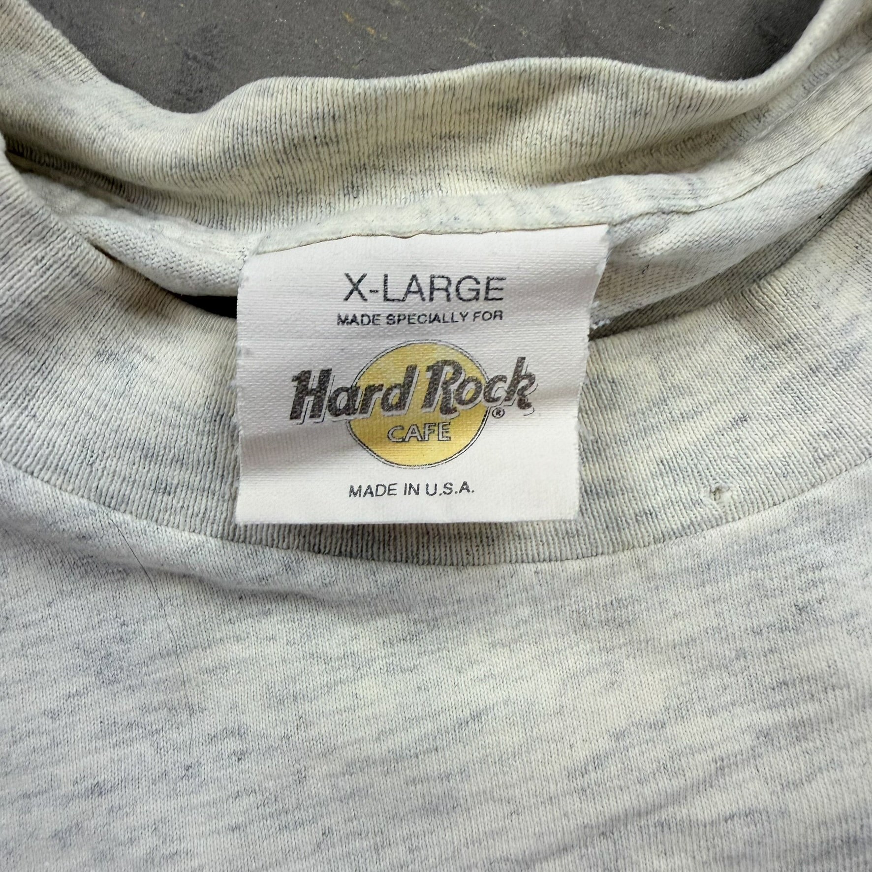 F- Vintage Hard Rock Cafe St Thomas Made In USA Single Stitch Tee