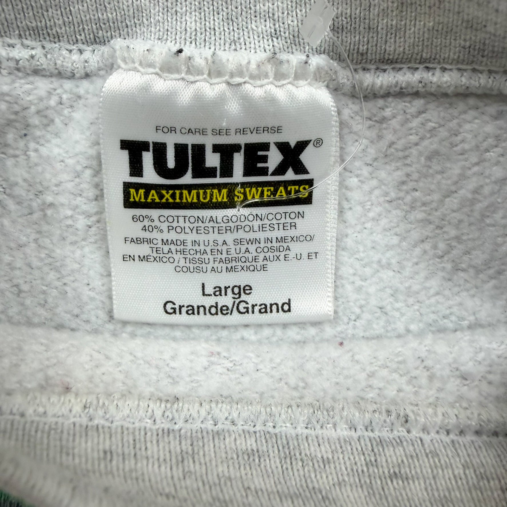 F- Vintage '95 Looney Tunes Christmas Carol Graphic Crewneck