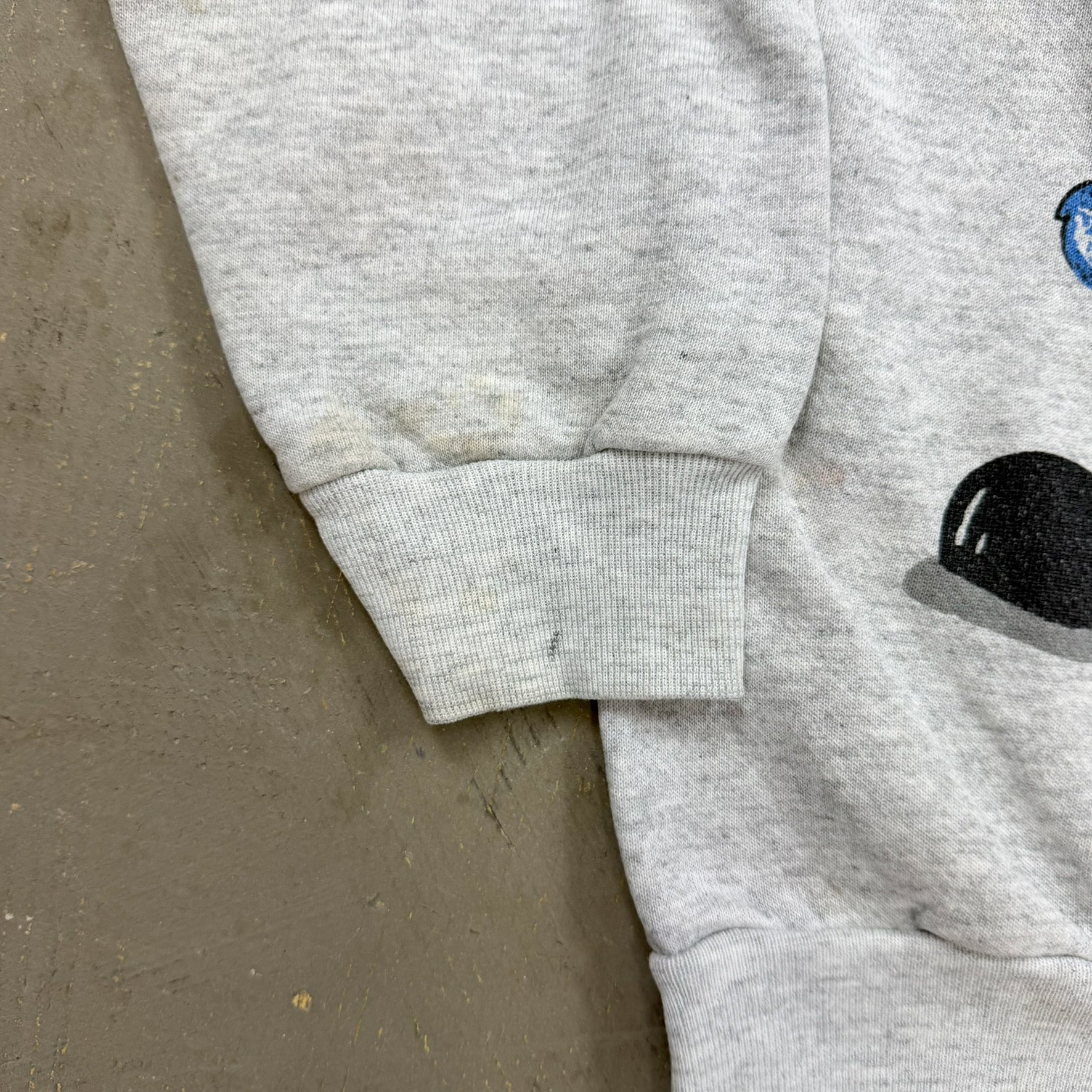 F- Vintage '95 Looney Tunes Christmas Carol Graphic Crewneck