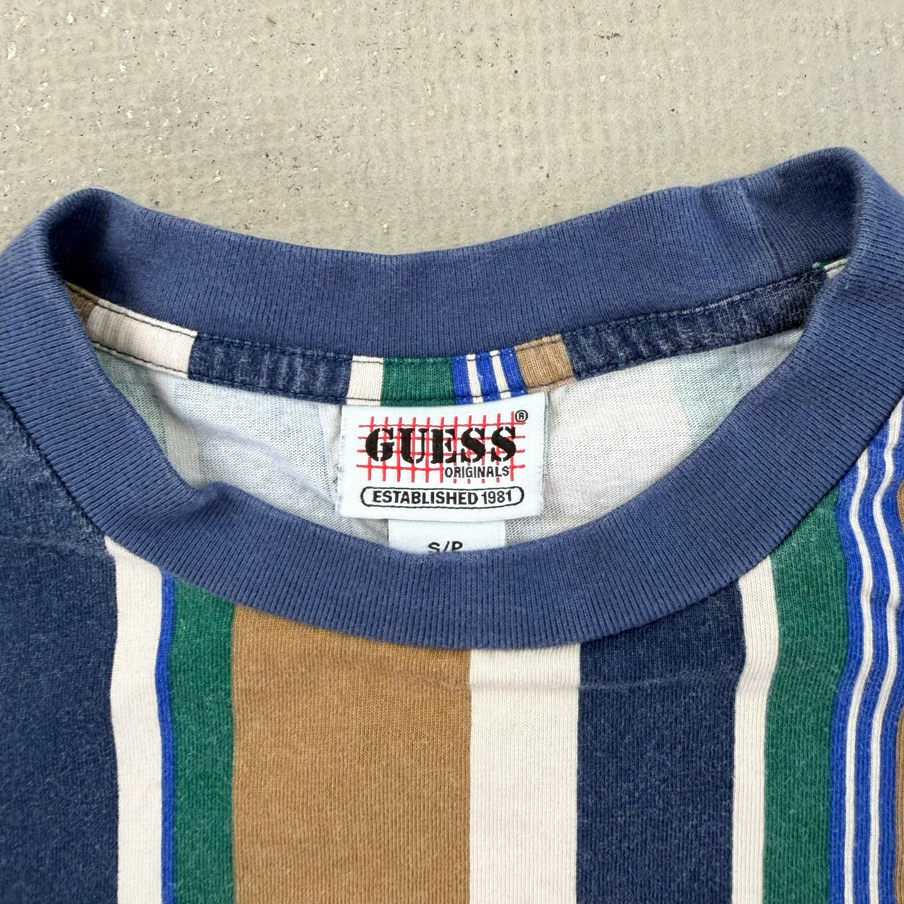 F- Guess Originals Embroidered Text Stripped Tee