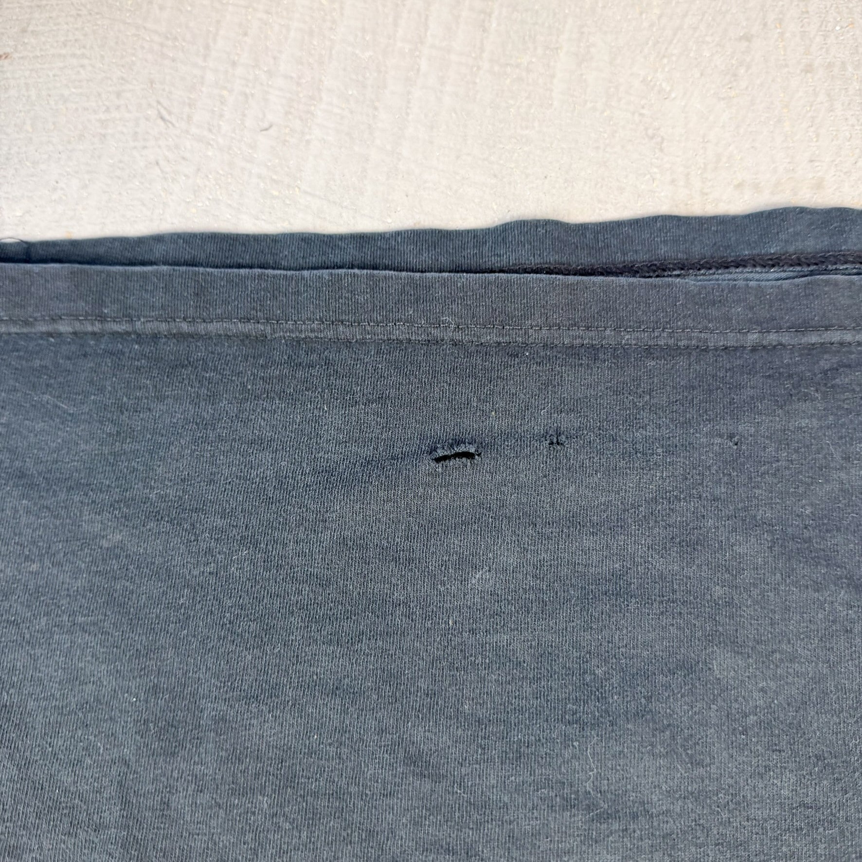 F- Vintage Hooters Chattanooga TN Christmas Graphic Tee