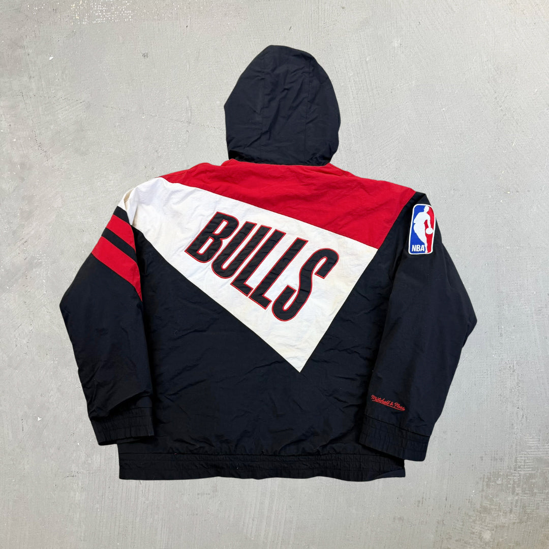 F- Vintage Chicago Bulls NBA Mitchell & Ness Zip Up Winter Jacket
