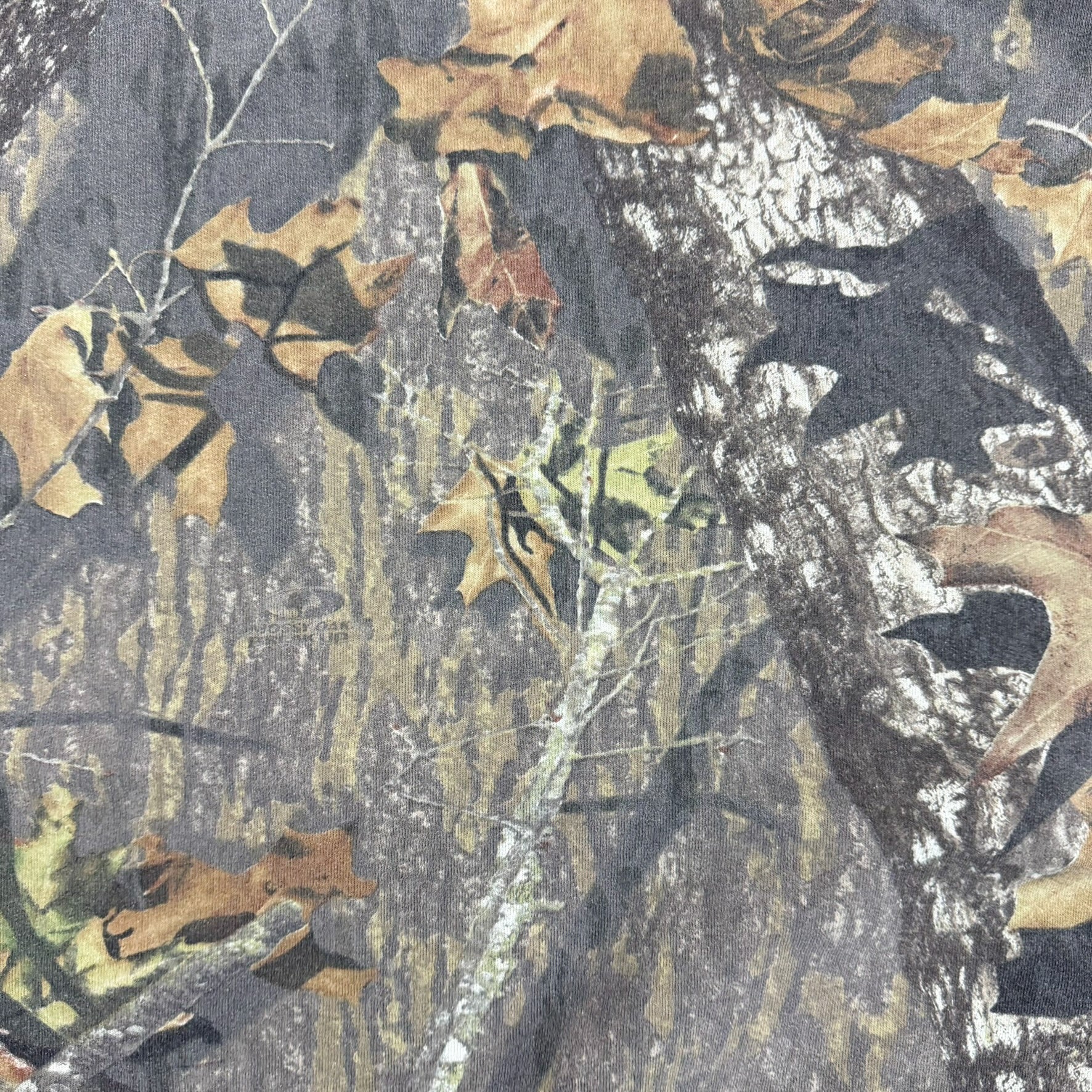 F- Vintage Mossy Oak Break Up Real Tree Camo Crewneck