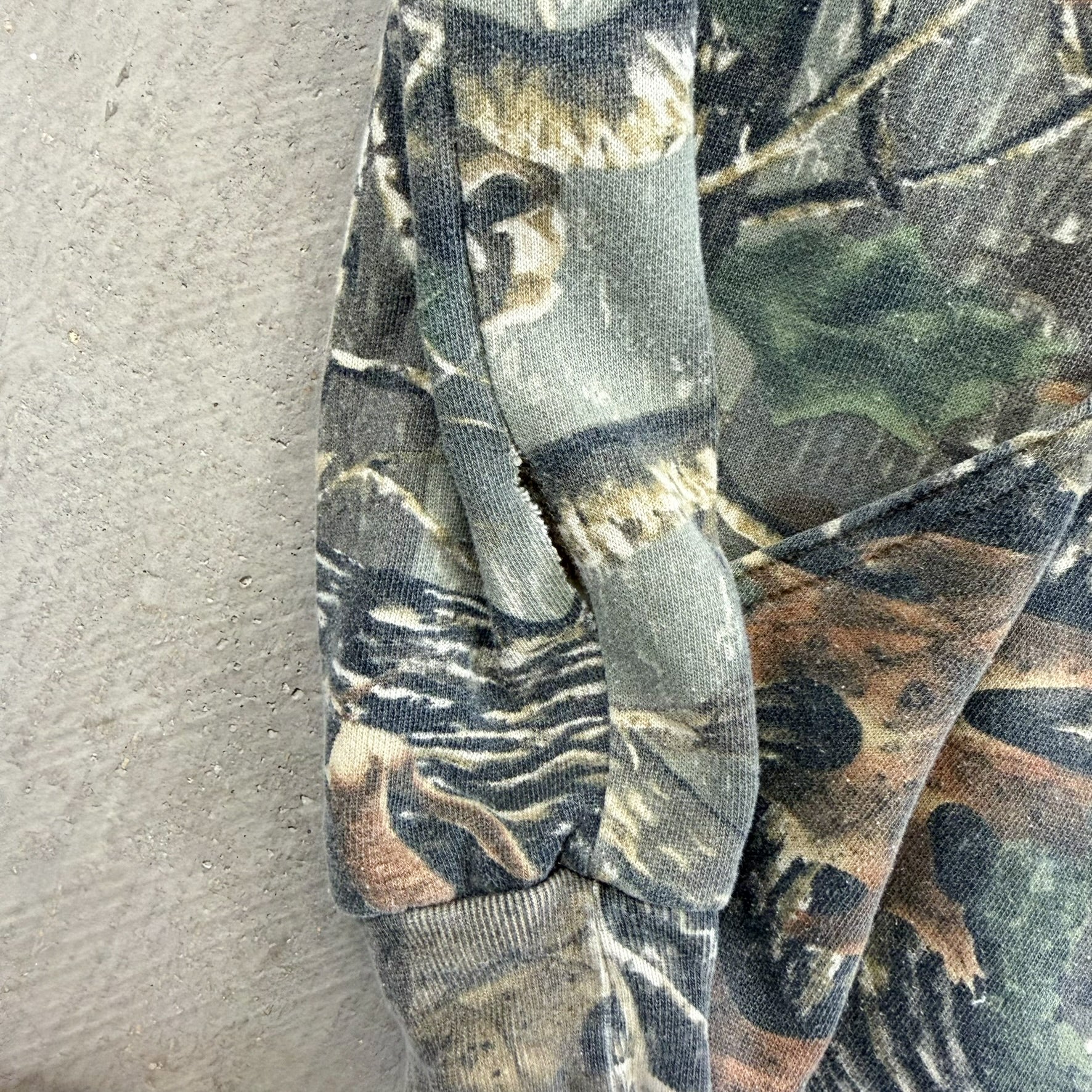 F- Vintage Cabela's Seclusion 3D Real Tree Camo Quarter Zip Crewneck