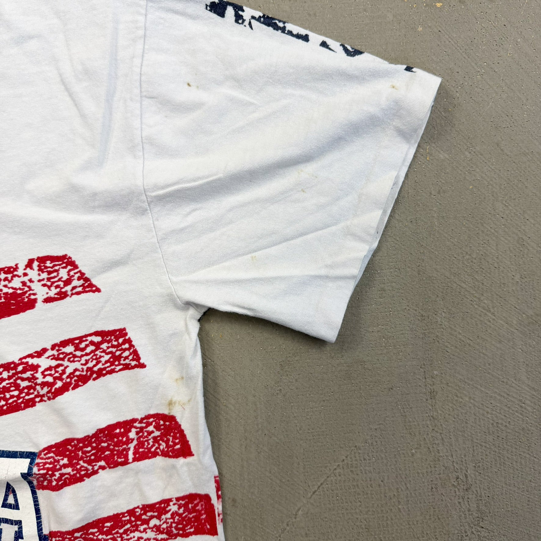 F- Vintage '95 Tweedy Bird Say Hey USA Graphic Single Stitch Tee