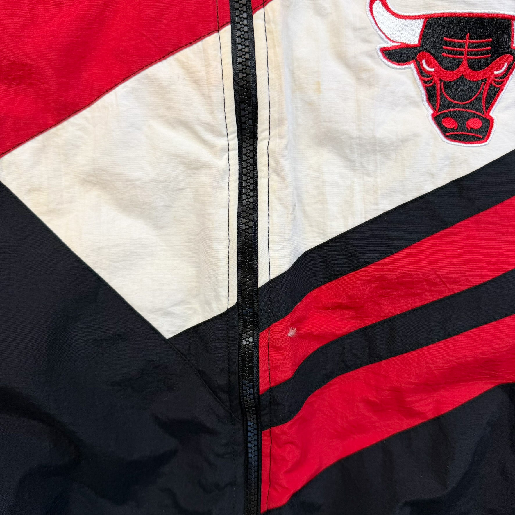 F- Vintage Chicago Bulls NBA Mitchell & Ness Zip Up Winter Jacket