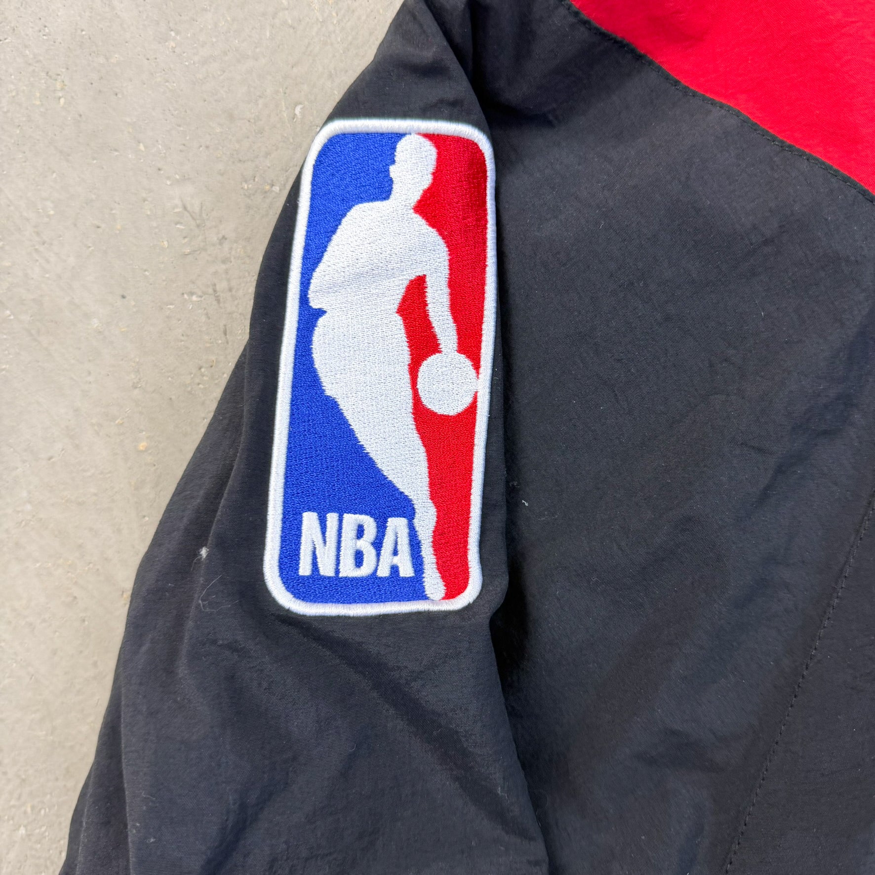 F- Vintage Chicago Bulls NBA Mitchell & Ness Zip Up Winter Jacket