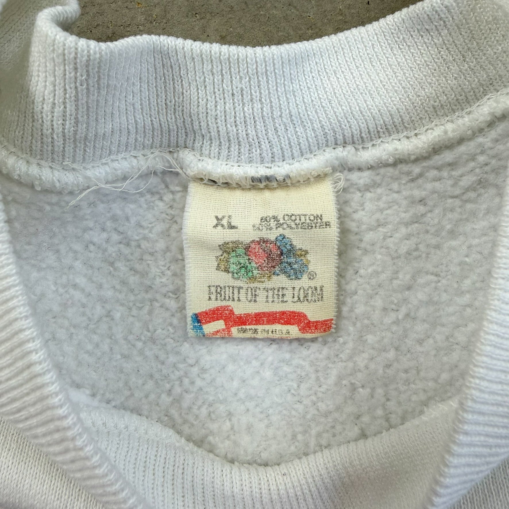F- Vintage '91 Alaska Wildlife Made In USA Fruit Of The Loom Crewneck