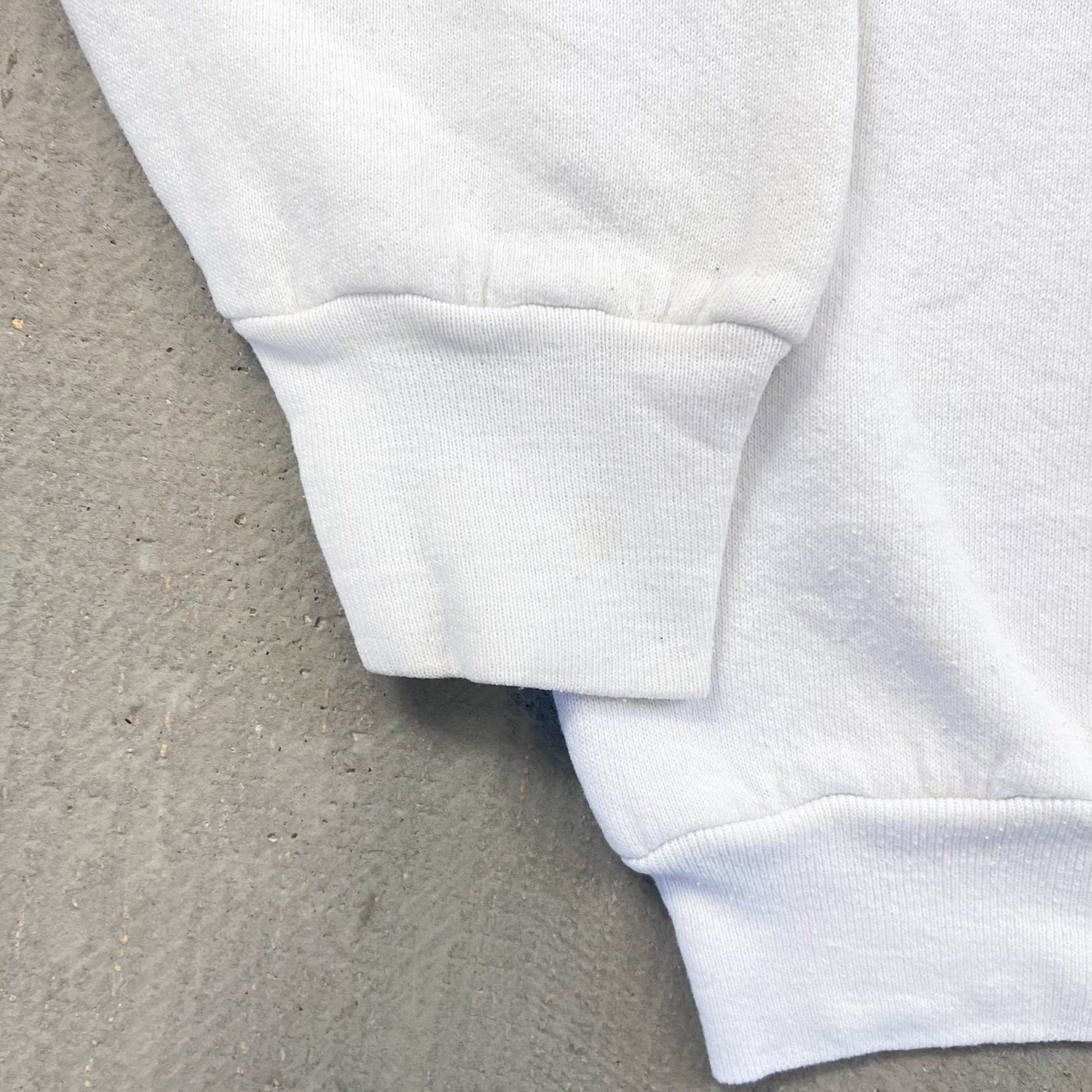 F- Vintage Guess 90s American Collection Text Crewneck