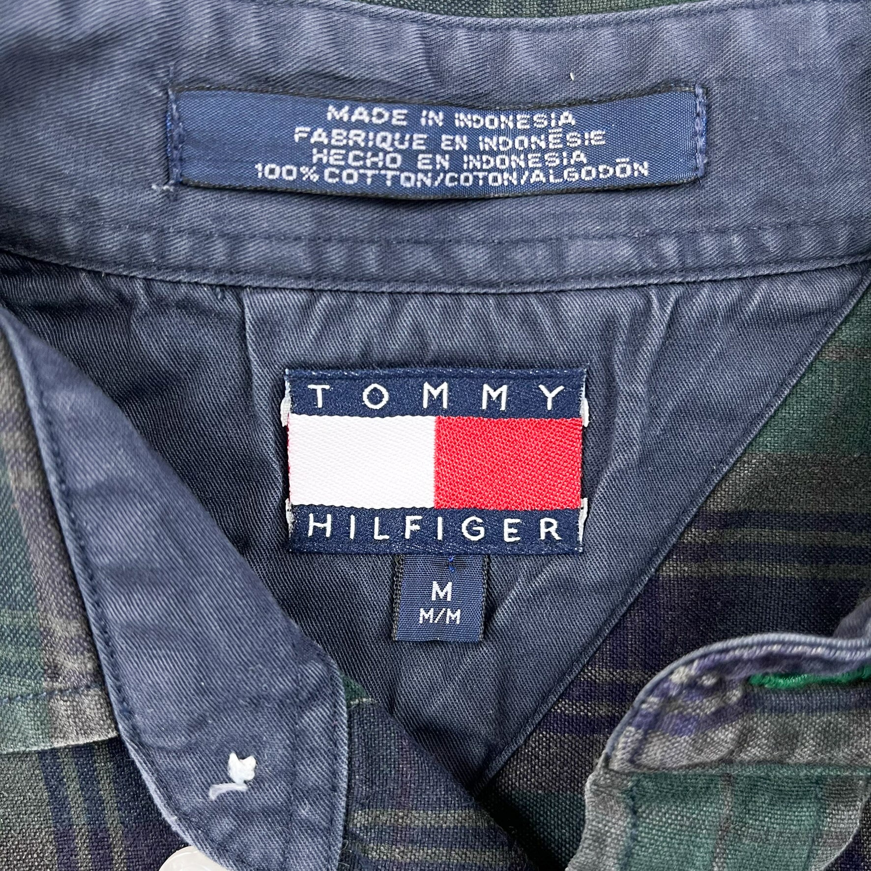 F- Vintage Tommy Hilfiger Plaid Embroidered Crest Button Down Shirt