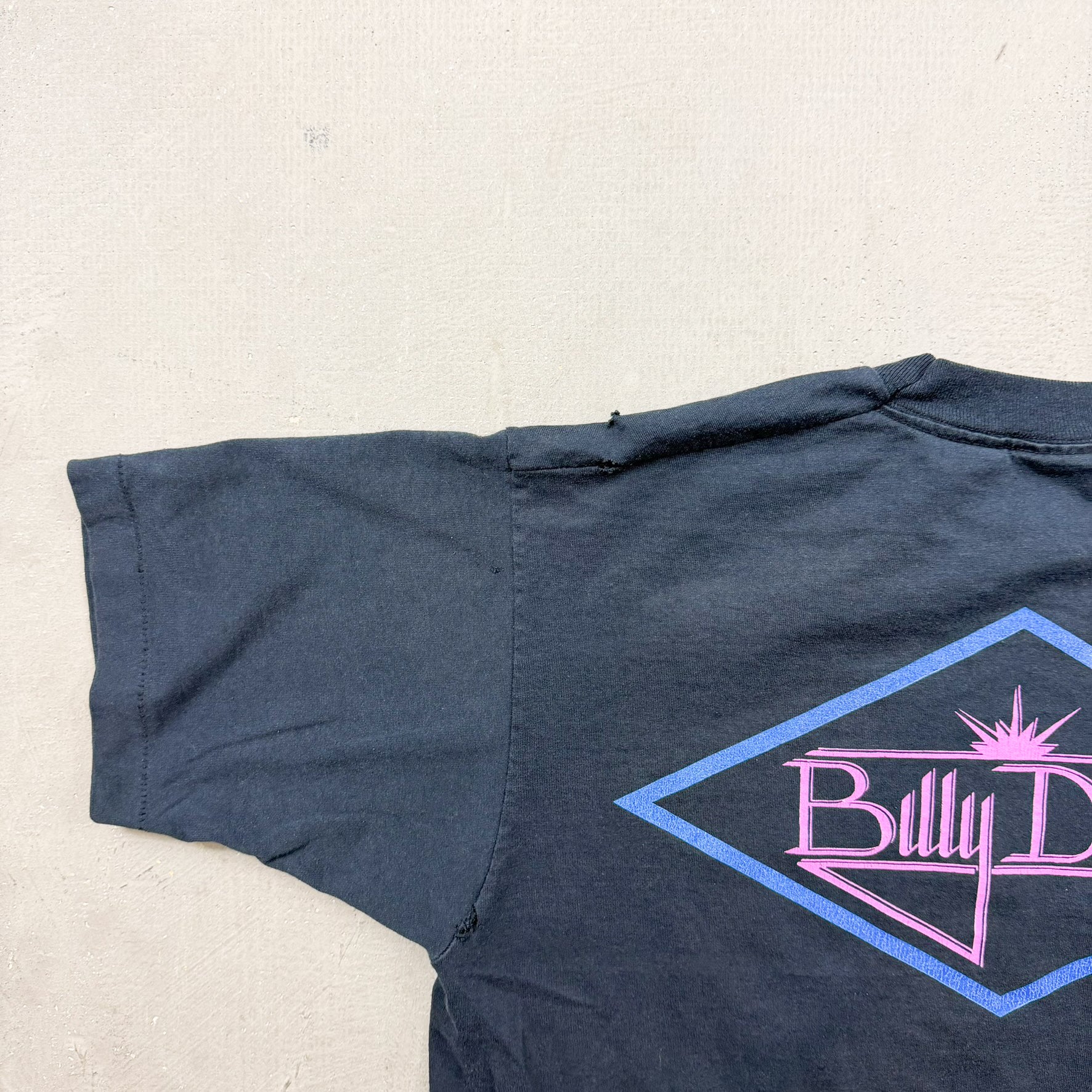 F- Vintage '92 Billy Dean Graphic Made In USA Single Stitch Tee