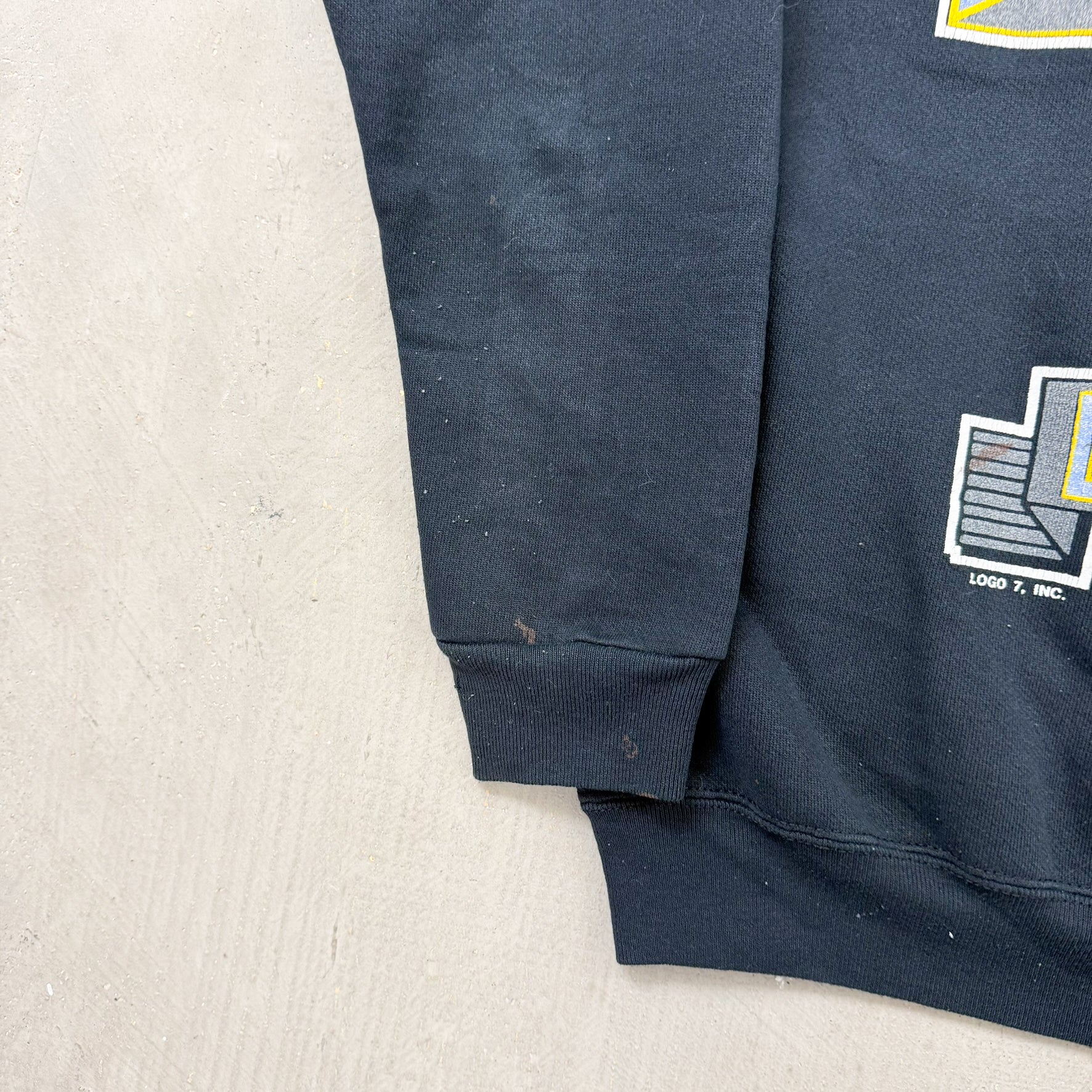 F- Vintage '90 Los Angeles Lakers NBA Logo 7 Made In USA Crewneck