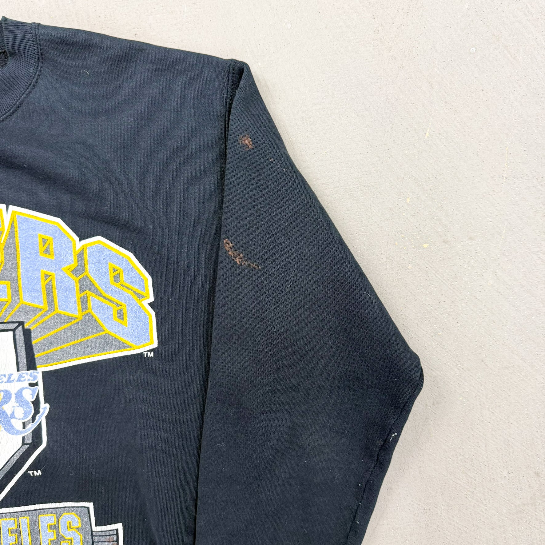 F- Vintage '90 Los Angeles Lakers NBA Logo 7 Made In USA Crewneck