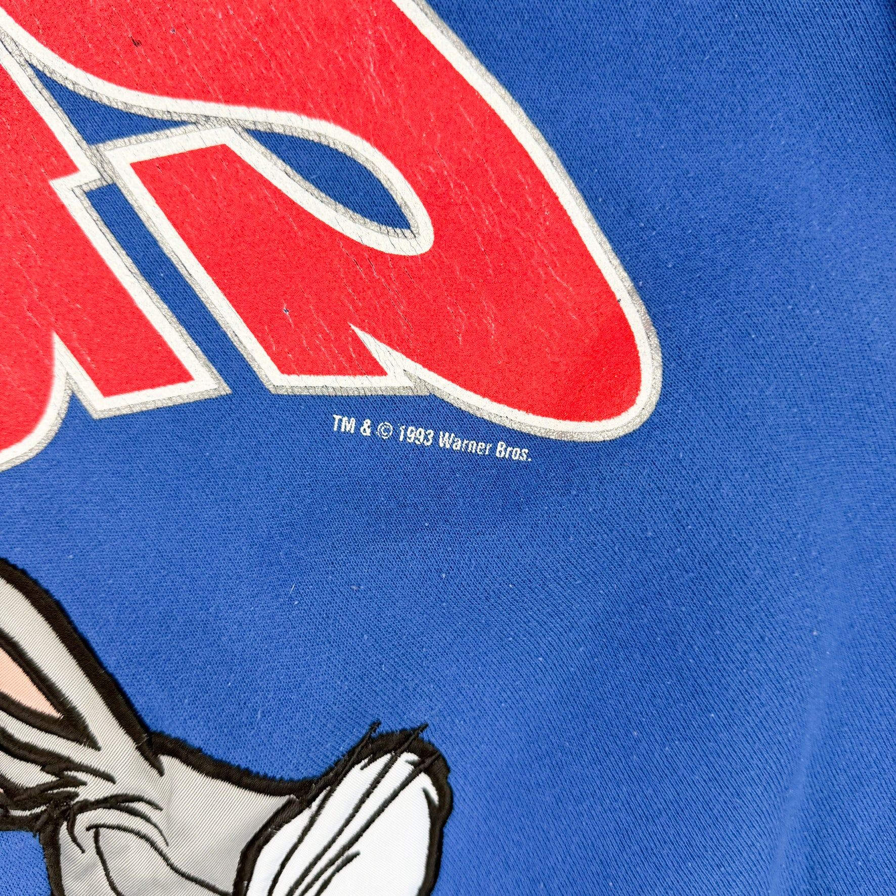 F- Vintage '93 Looney Tunes Bugs Bunny Embroidered Character Made In USA Crewneck