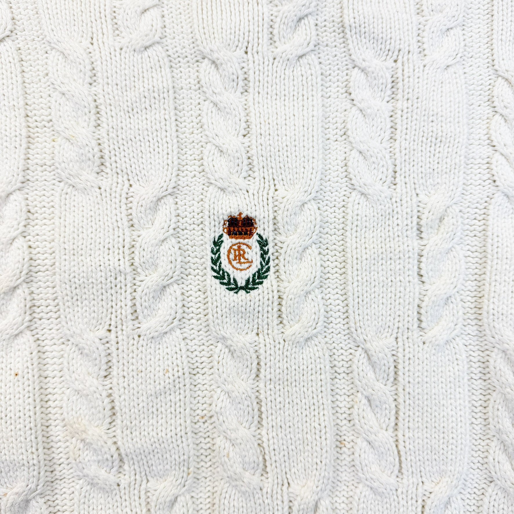 F- Vintage 90s Chaps Ralph Lauren Embroidered Crest Knit Sweater