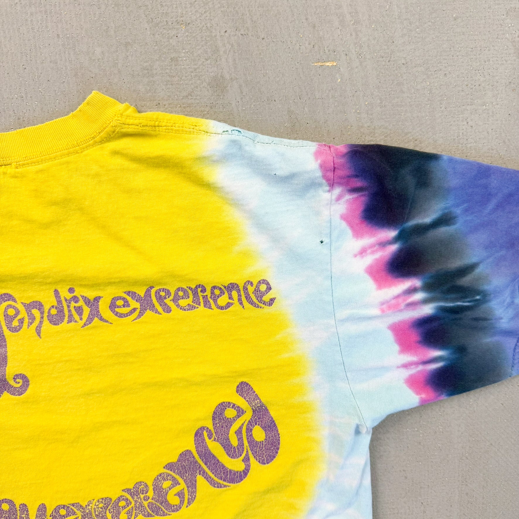 F- Vintage '02 The Jimi Hendrix Experience Graphic Tee